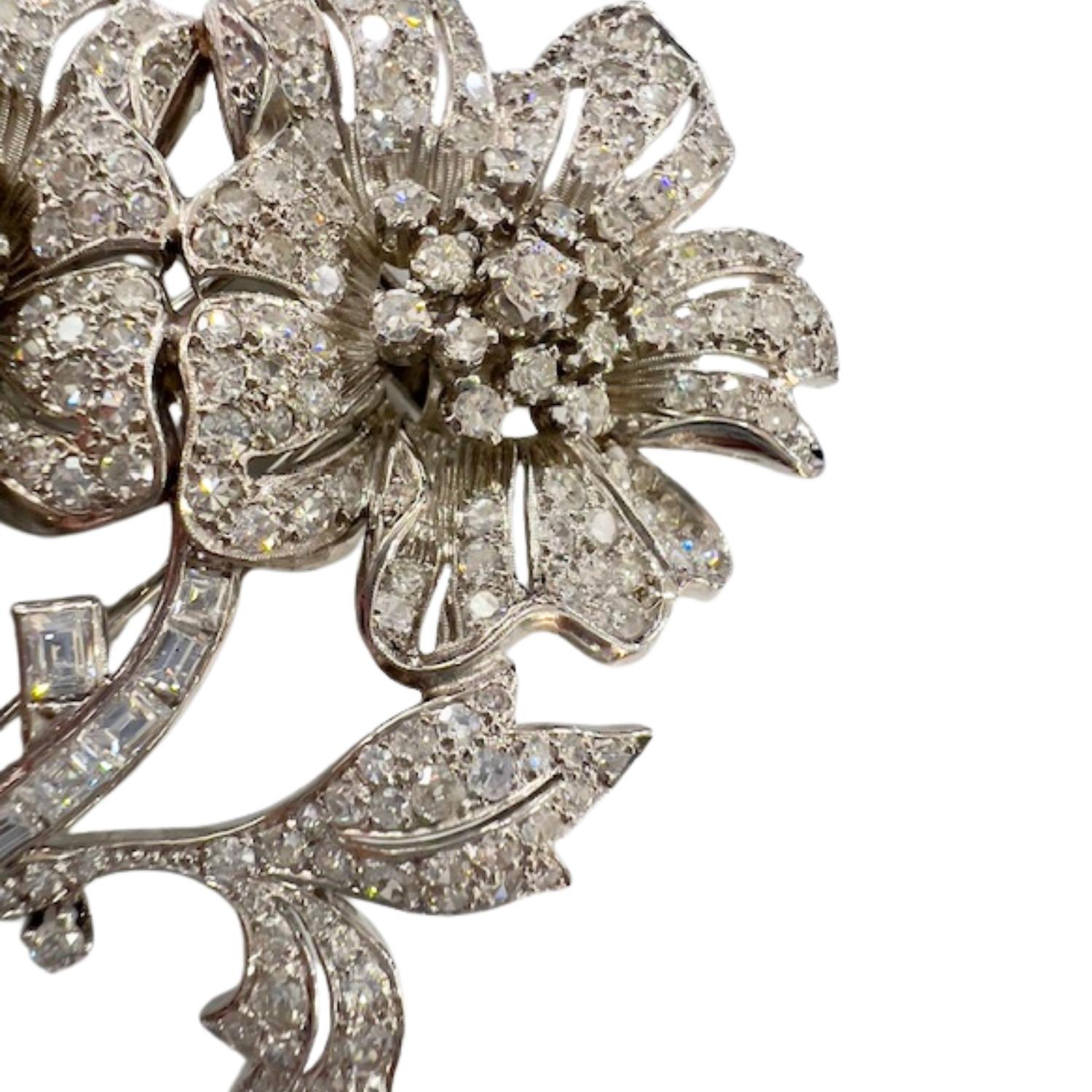 Retro Period 1945–1950 8.64 carat Diamonds  Platinum Brooch For Sale