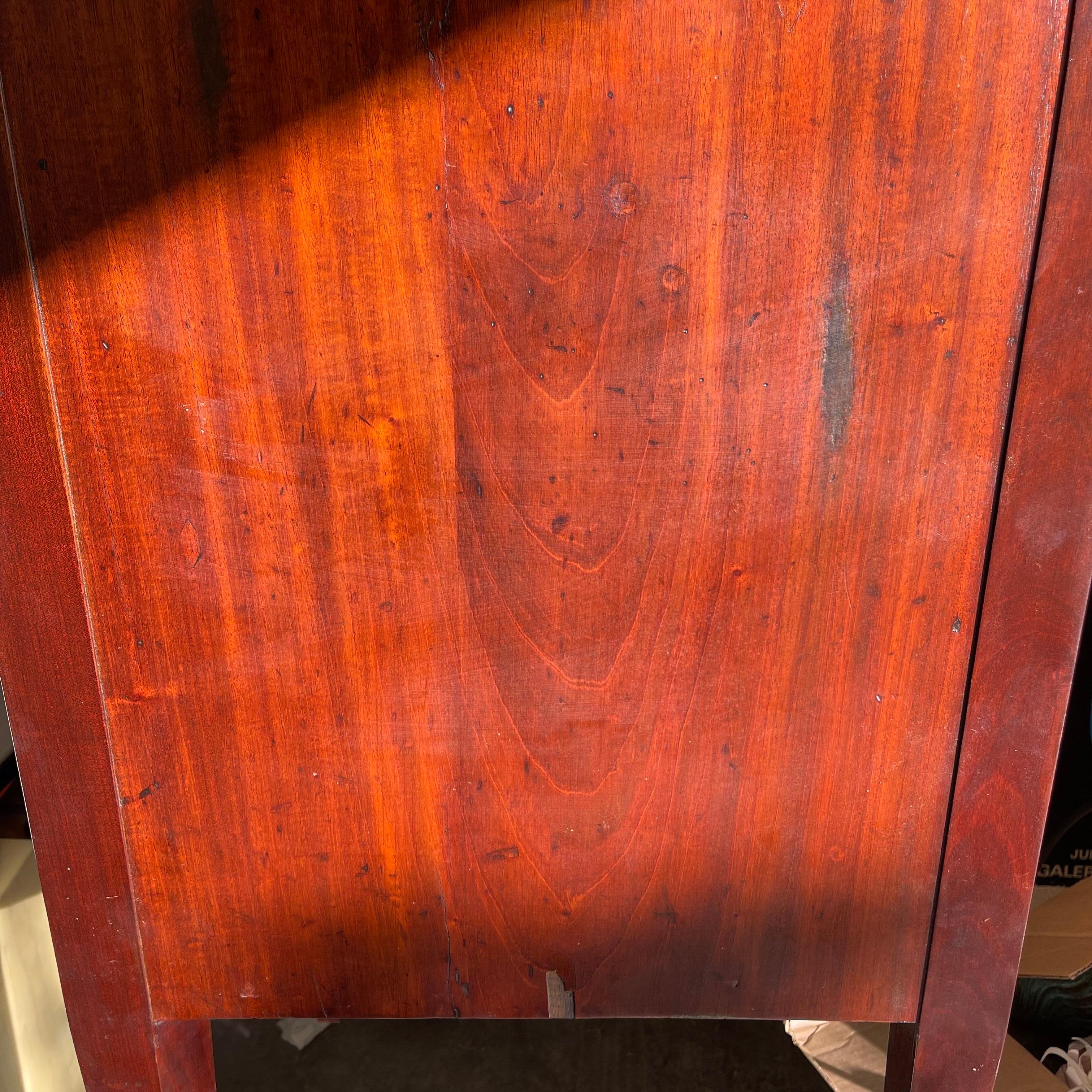 Stile Feder: credenza in mogano a serpentina Hepplewhite, intarsiata. in vendita 12