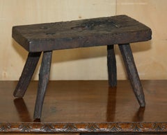PERIOD ANTIQUE 1900 MiLKING DAIRY STOOL FOUR HAND CARVED LEGS ORIGINAL PATINA