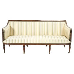 Antikes amerikanisches Massachusetts Federal geschnitztes Mahagoni-Sofa aus der Zeit der Periode um 1800