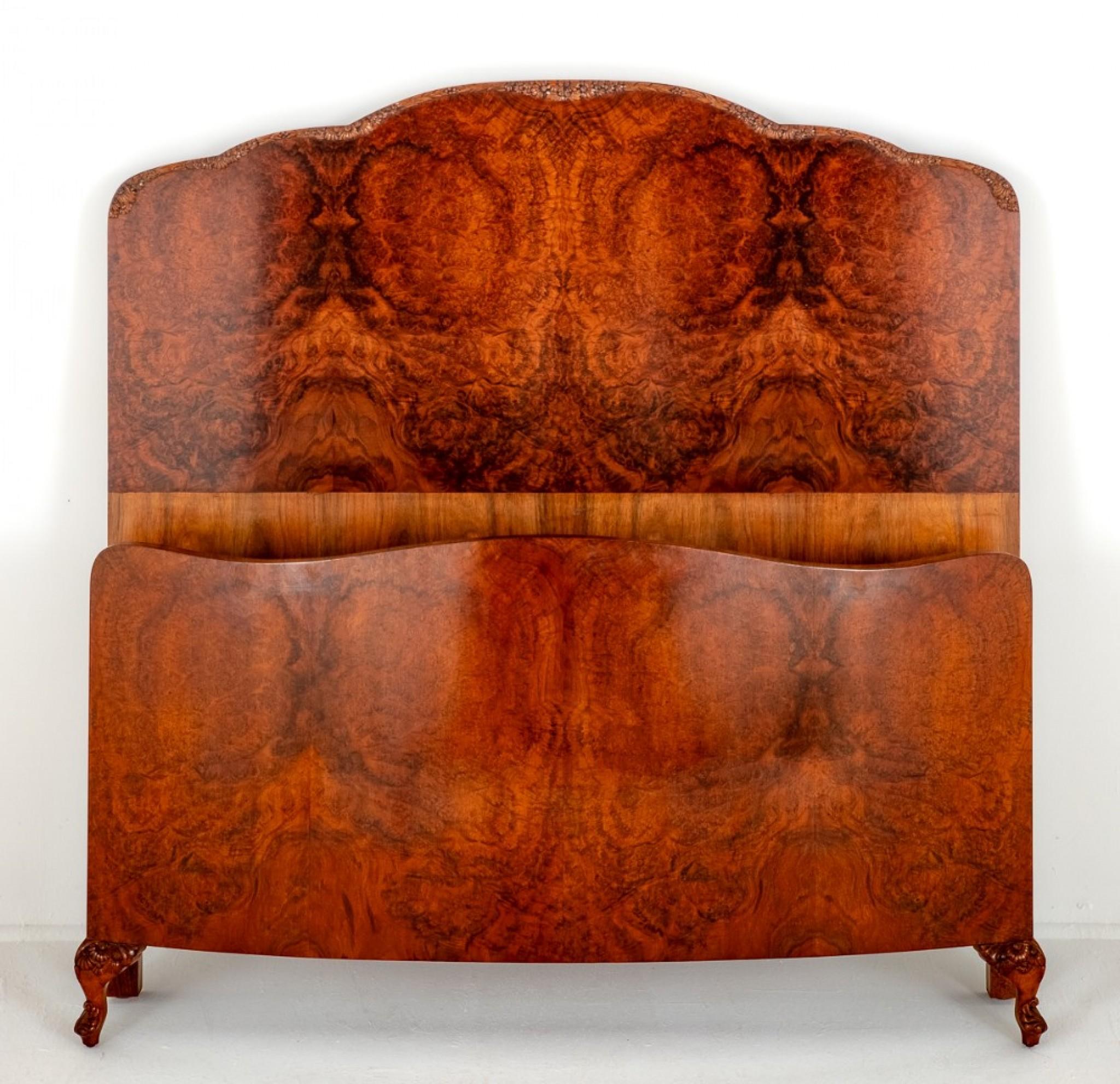 Suite da camera da letto Art Deco d'epoca Comò Armadio Sgabello Letto in vendita 5