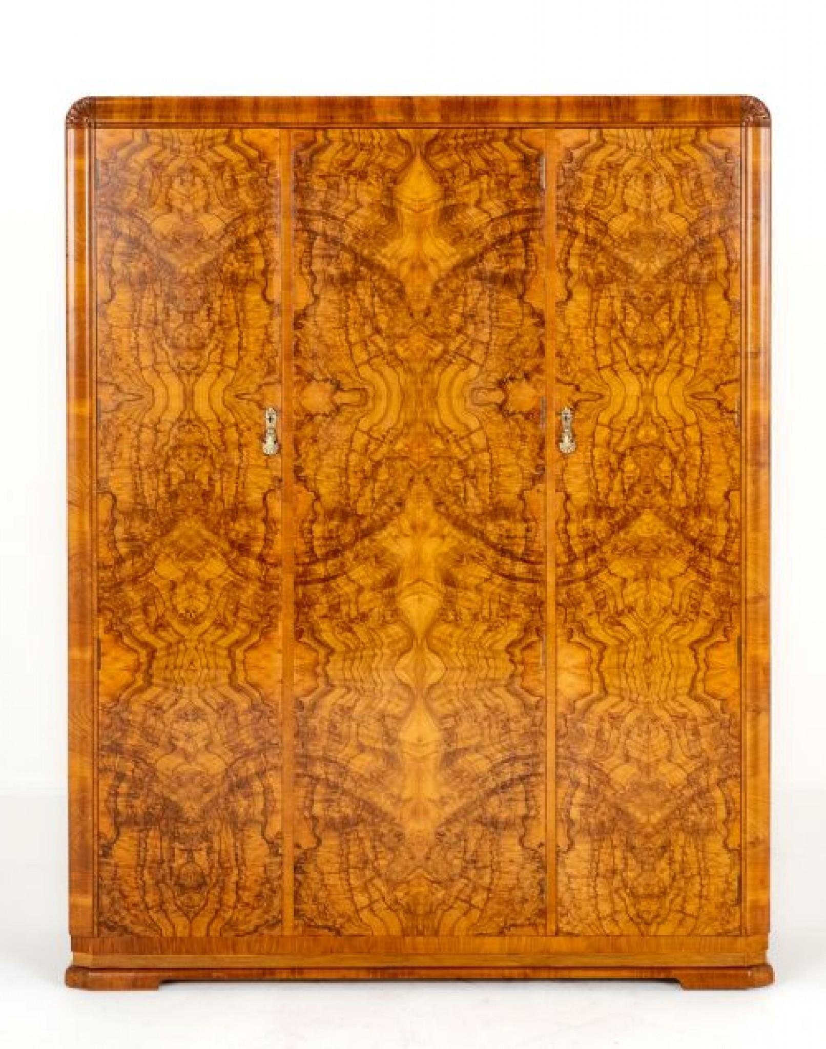 Armoire Art Déco d'époque en ronce de noyer des années 1930 en vente 6