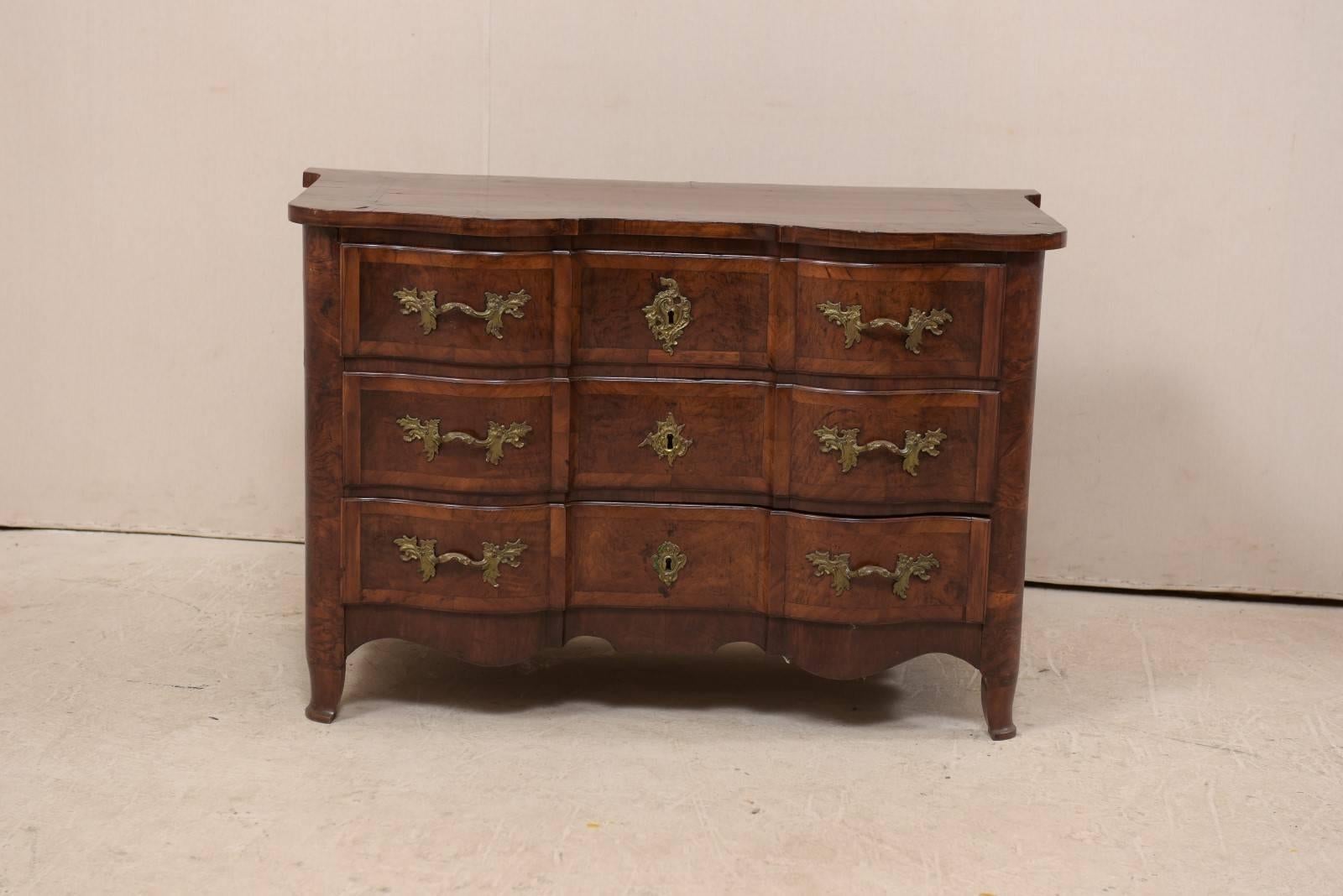 Carved Period Baroque Swedish Wood Chest with Serpentine Front, circa 1725 For Sale