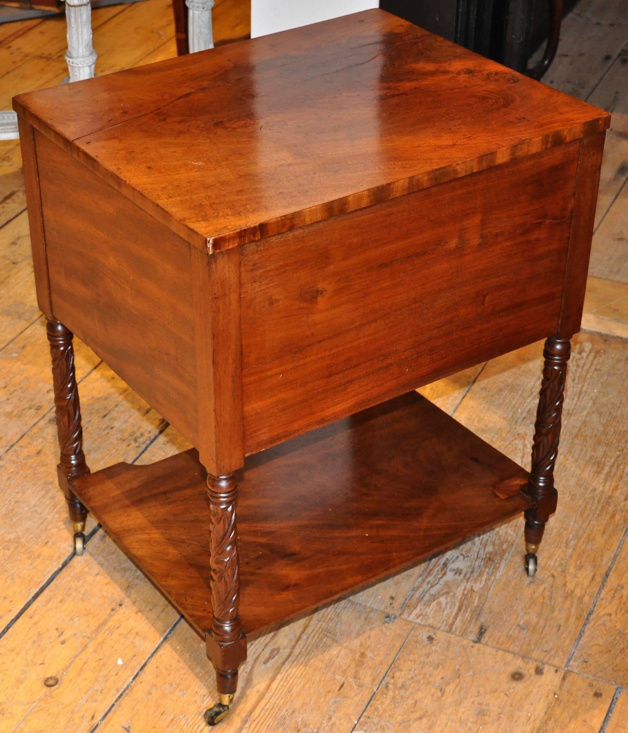 American Period Boston Early 19th Century Federal Mahogany Side Table