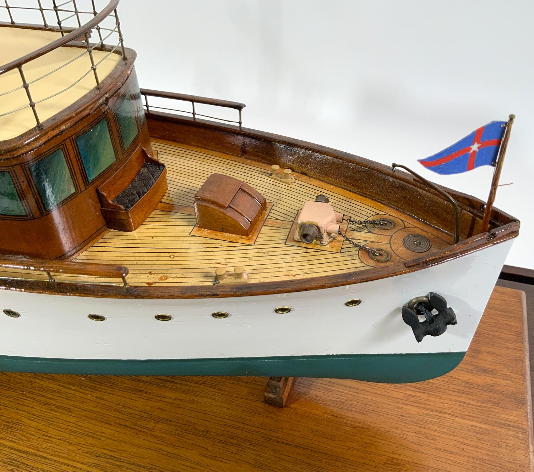 Wood Period Builders Model of the Private Yacht 