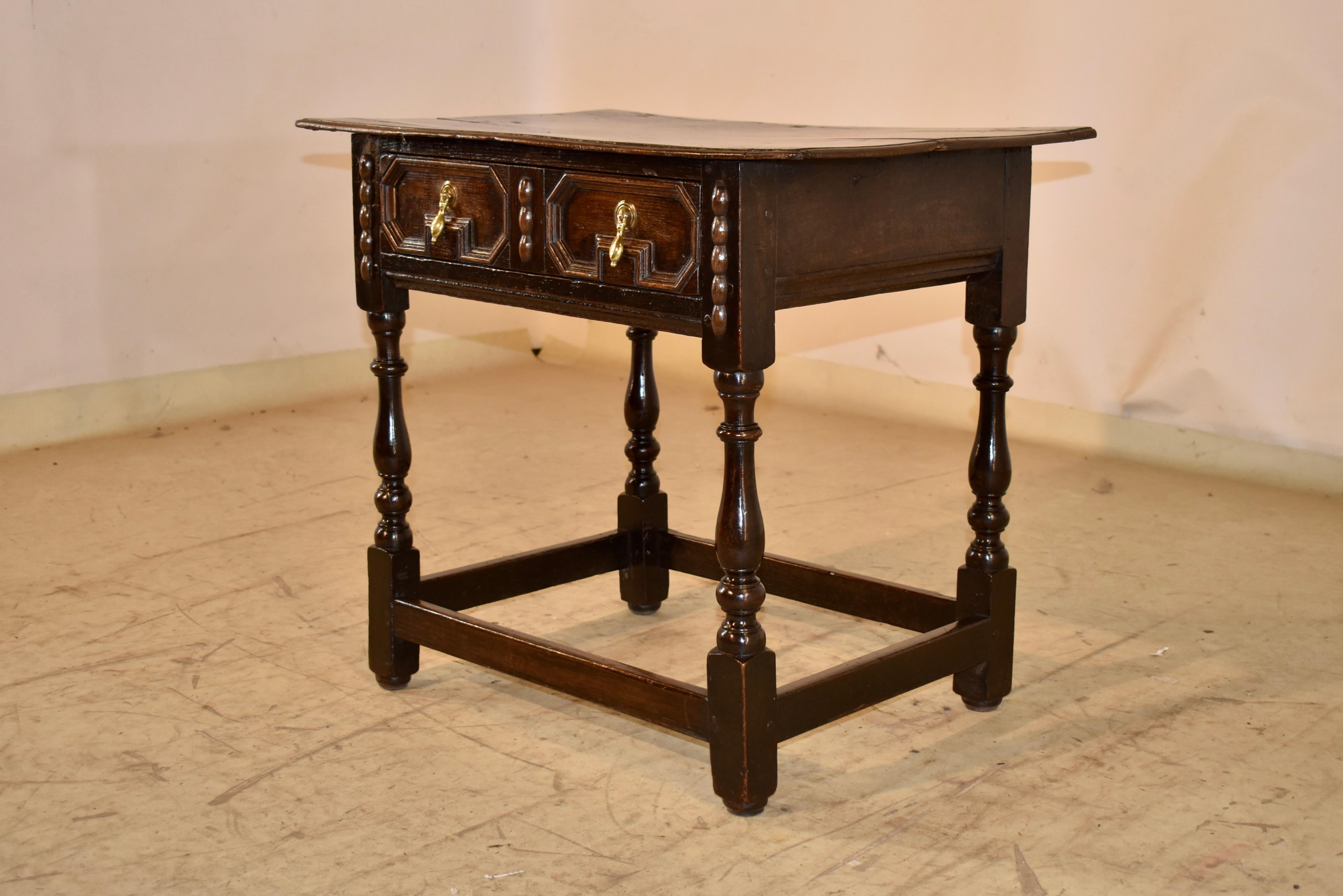 Period Charles II Oak Side Table, Circa 1650 In condizioni buone in vendita a High Point, NC