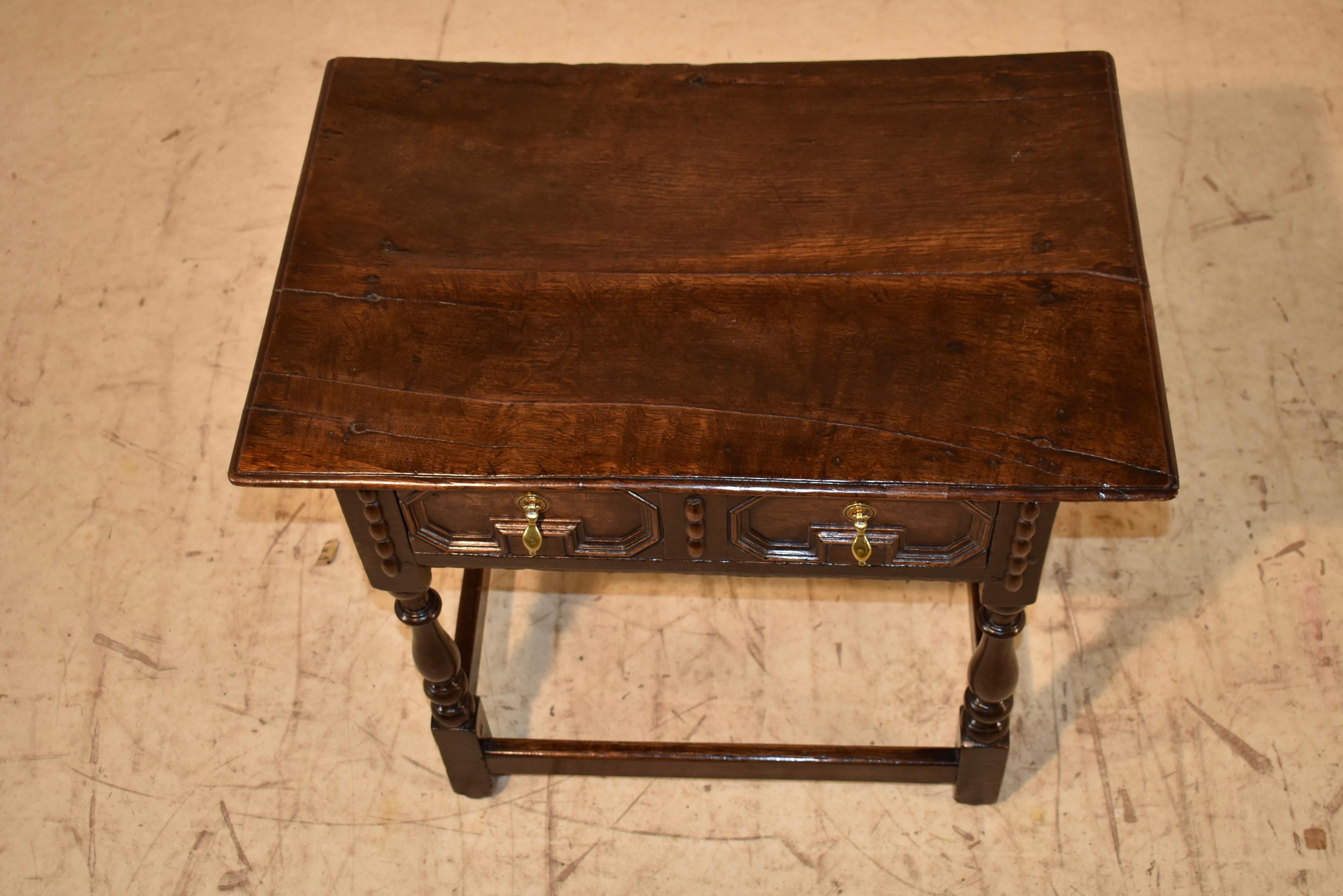 Quercia Period Charles II Oak Side Table, Circa 1650 in vendita