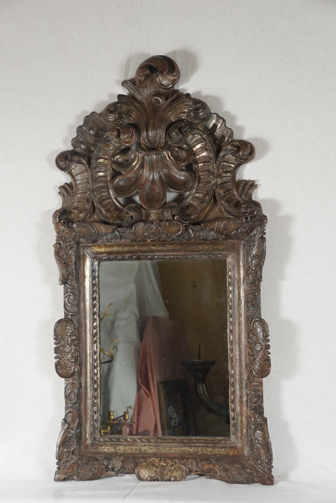 Period Dutch Baroque Silver Gilt Carved Wood Mirror In Good Condition For Sale In Hudson, NY