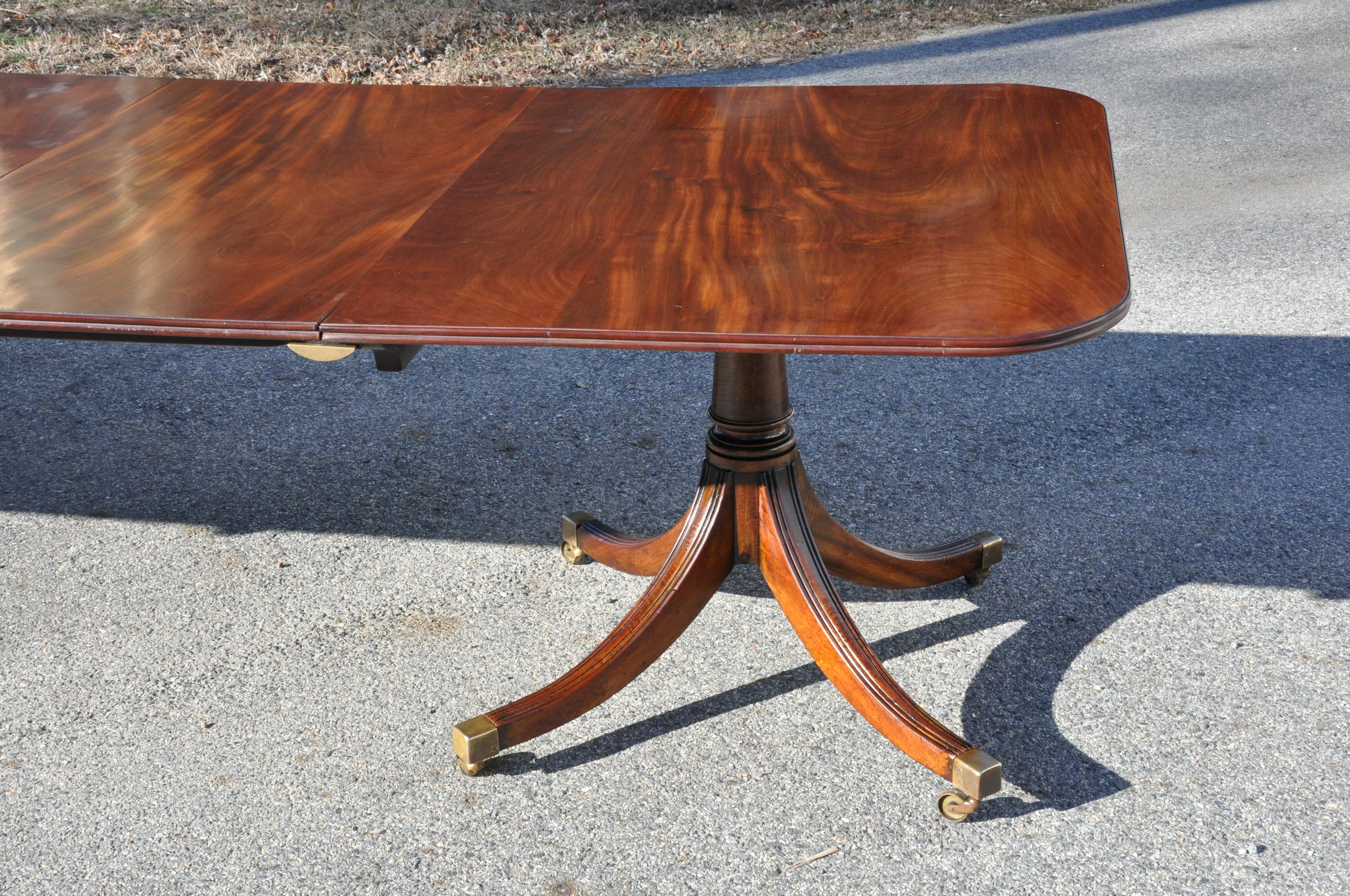 Period Early 19th Century Regency Mahogany Two-Pedestal Dining Table 2