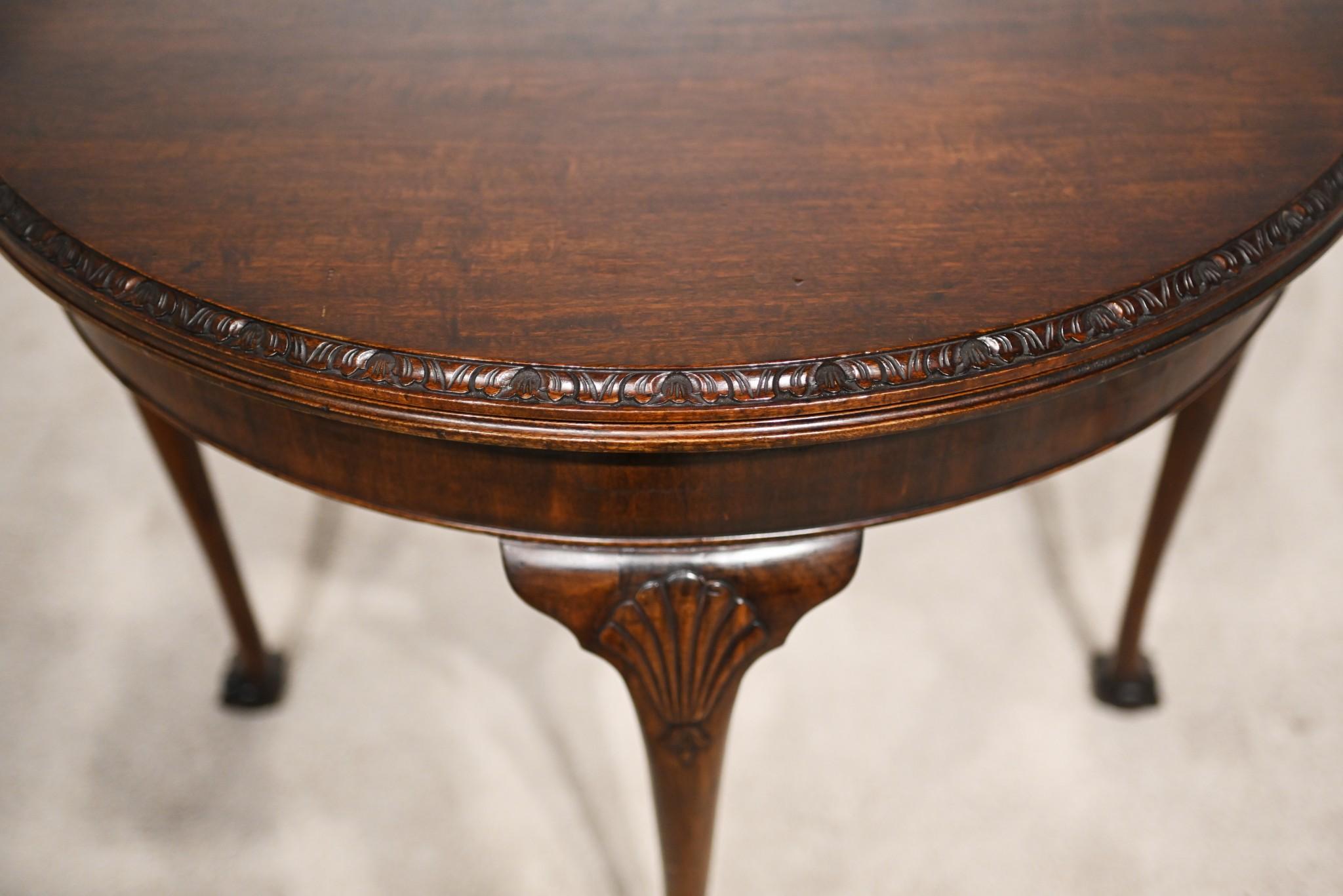 Table à cartes en acajou de l'époque édouardienne Jeux 1900 en vente 1