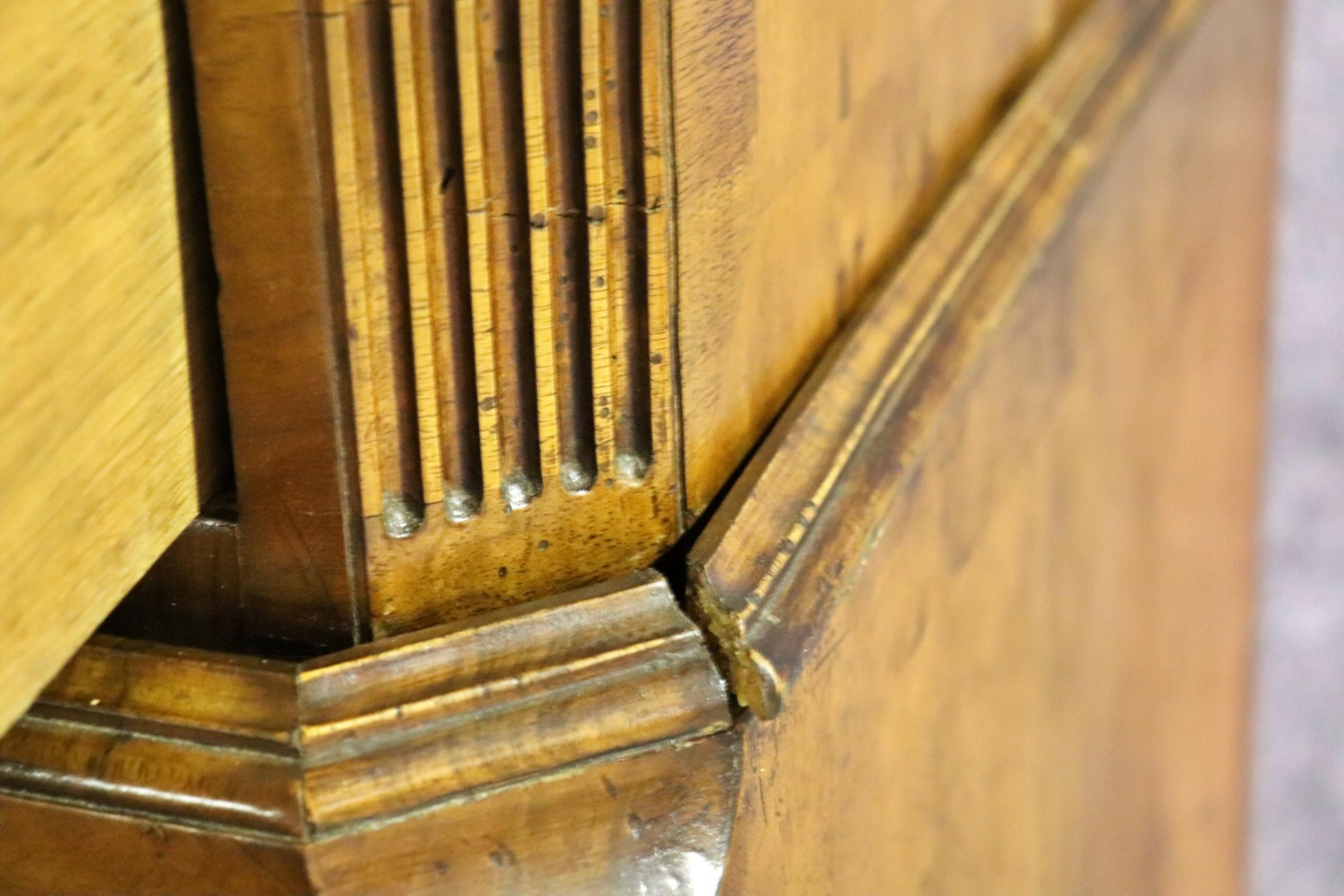 Period English 1780s Georgian Burled Walnut Chest on Chest 3