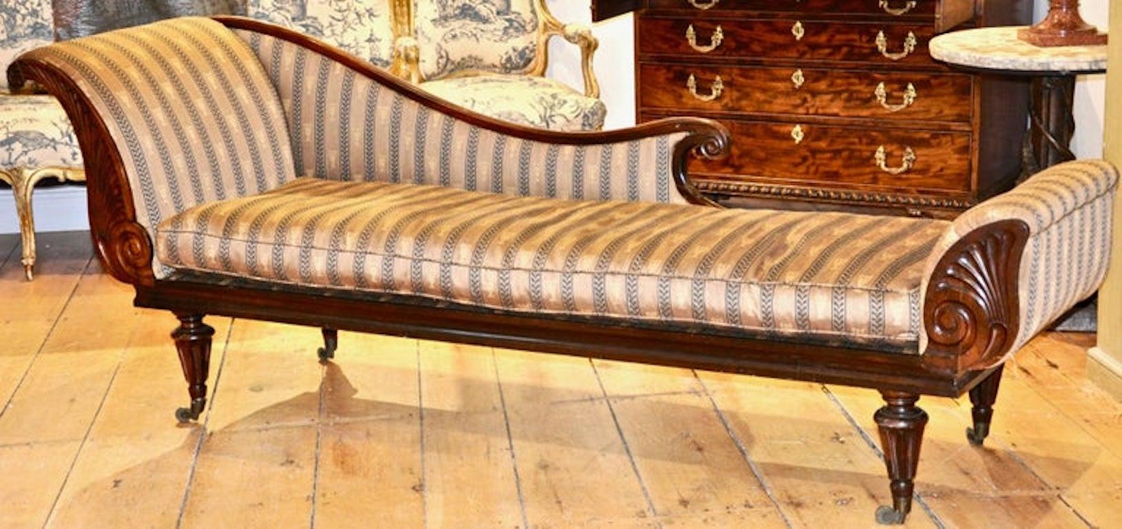 Englische Regency-Hartholz-Rekamiere in der Art von Marsh and Tatham (19. Jahrhundert) im Angebot