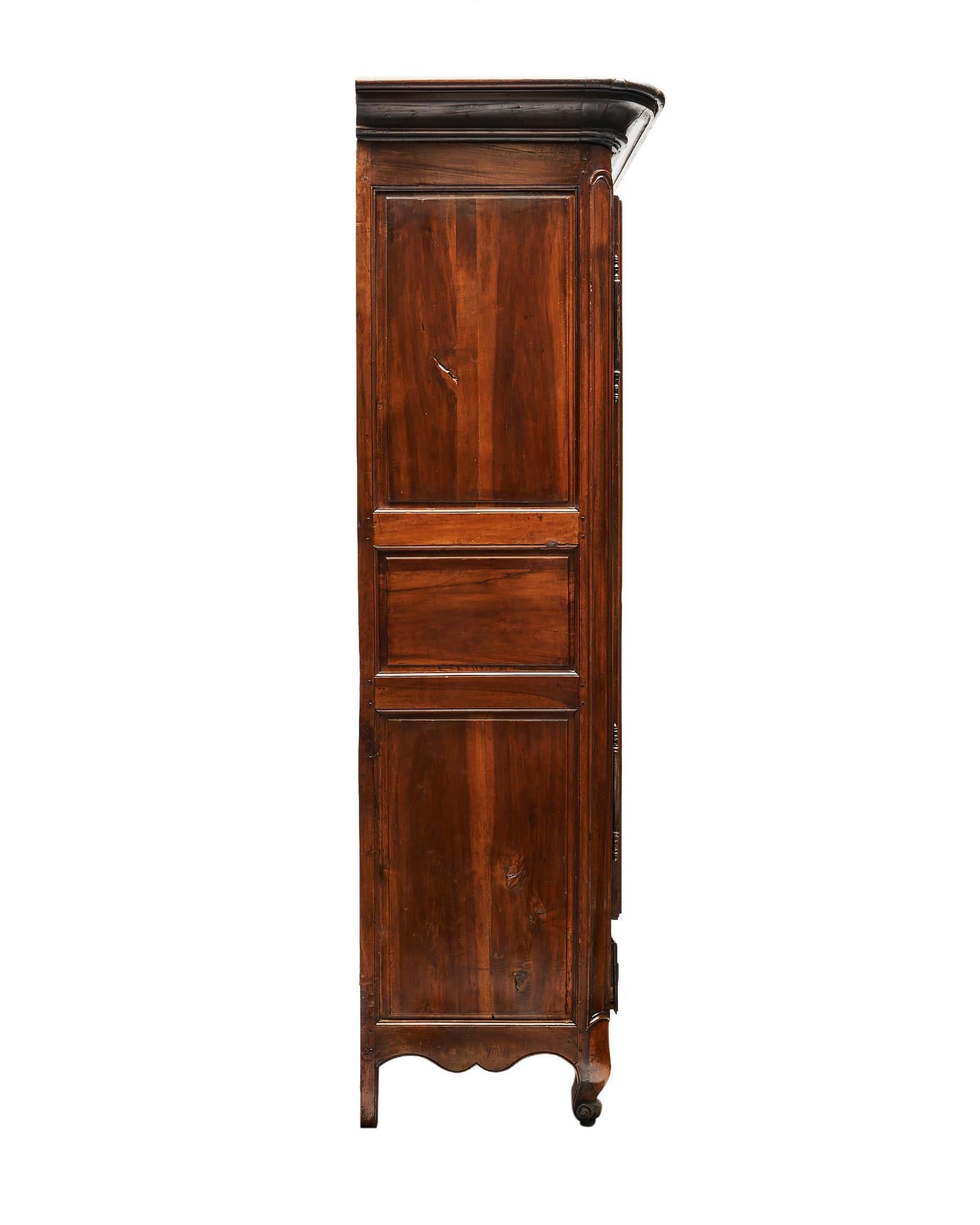 Period French Antique Louis XV Armoire For Sale 2