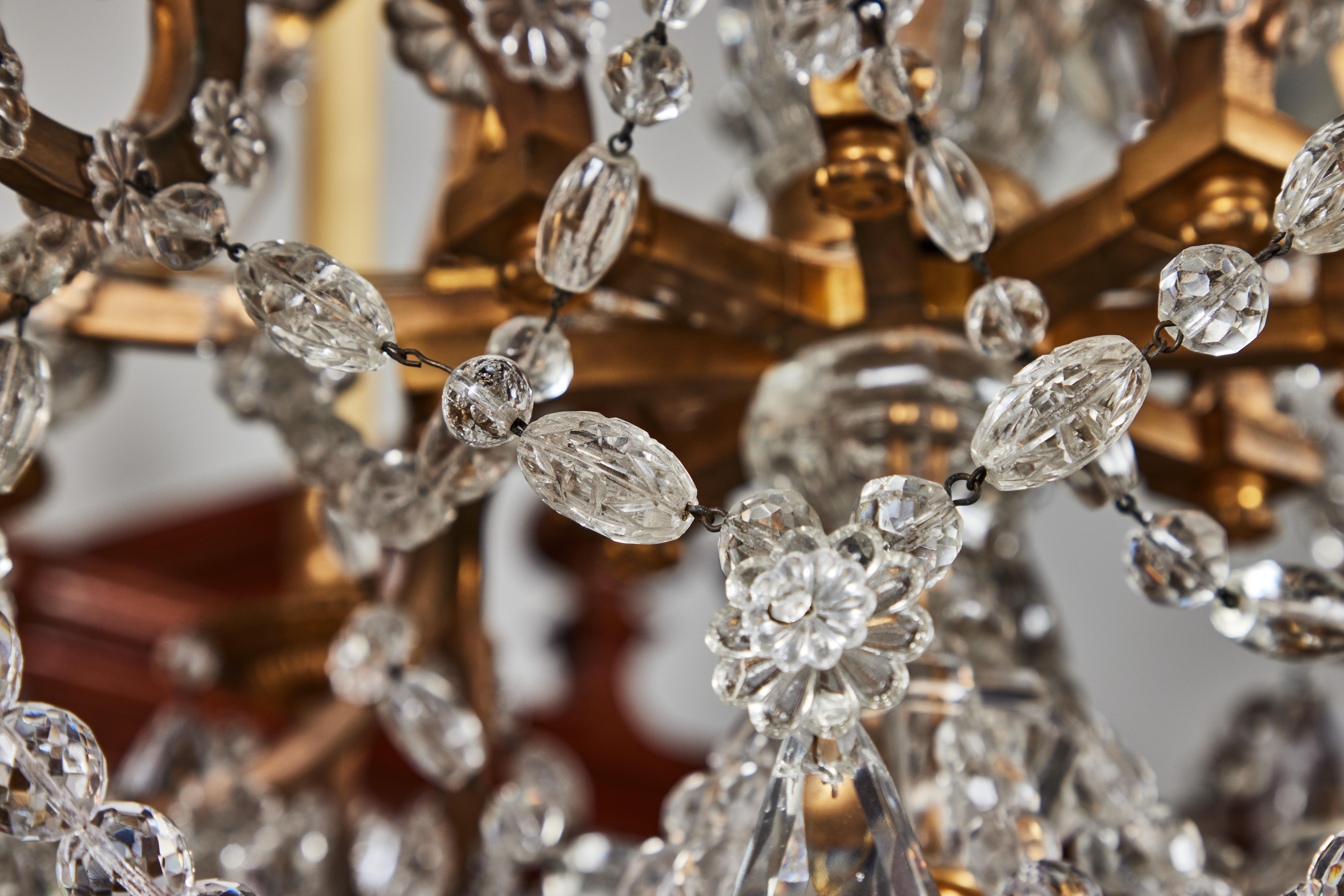 Period, French Chandelier with Exquisite Chain In Good Condition For Sale In Newport Beach, CA