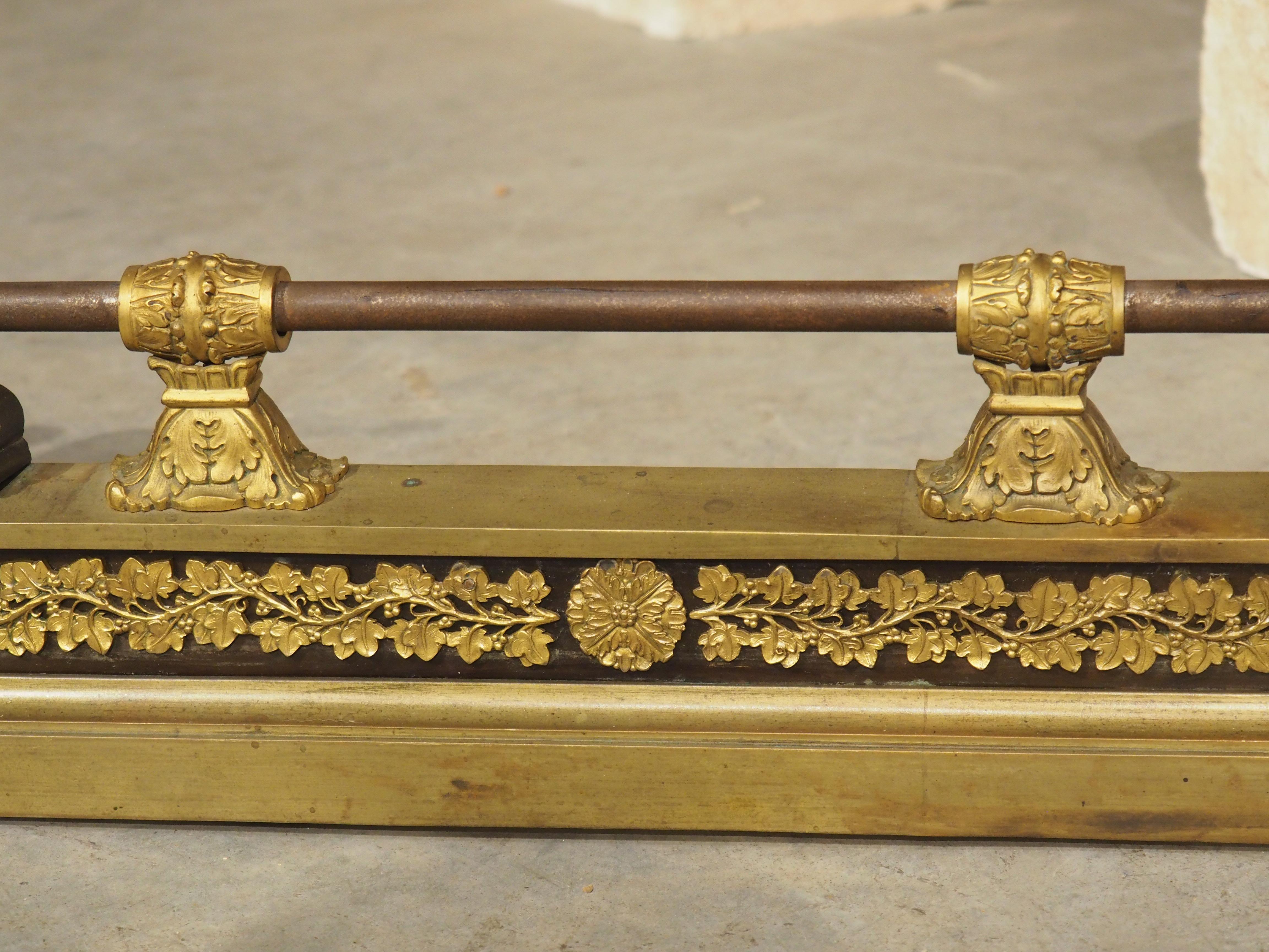Period French Empire Patinated and Gilt Bronze Fireplace Fender, Circa 1815 For Sale 3