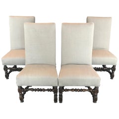 Set di quattro sedie da pranzo in noce William & Mary di epoca francese Luigi XIV