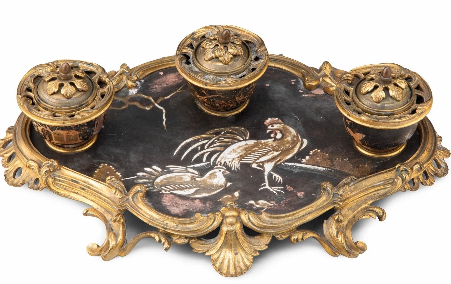 Period French Louis XV Ormolu Mounted Japanese Lacquer Chinoiserie Inkwell Tray For Sale 4