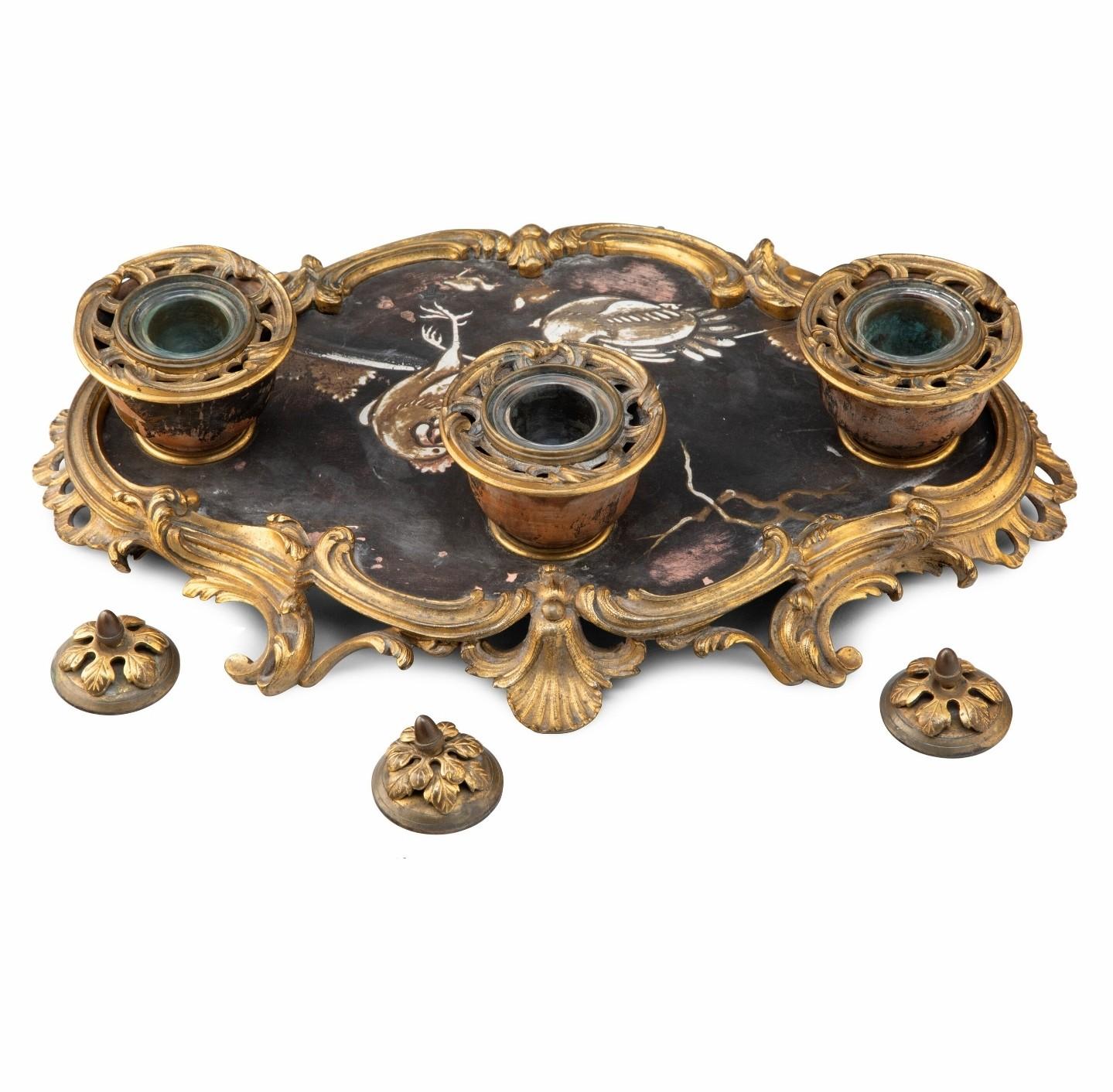 Period French Louis XV Ormolu Mounted Japanese Lacquer Chinoiserie Inkwell Tray For Sale 2