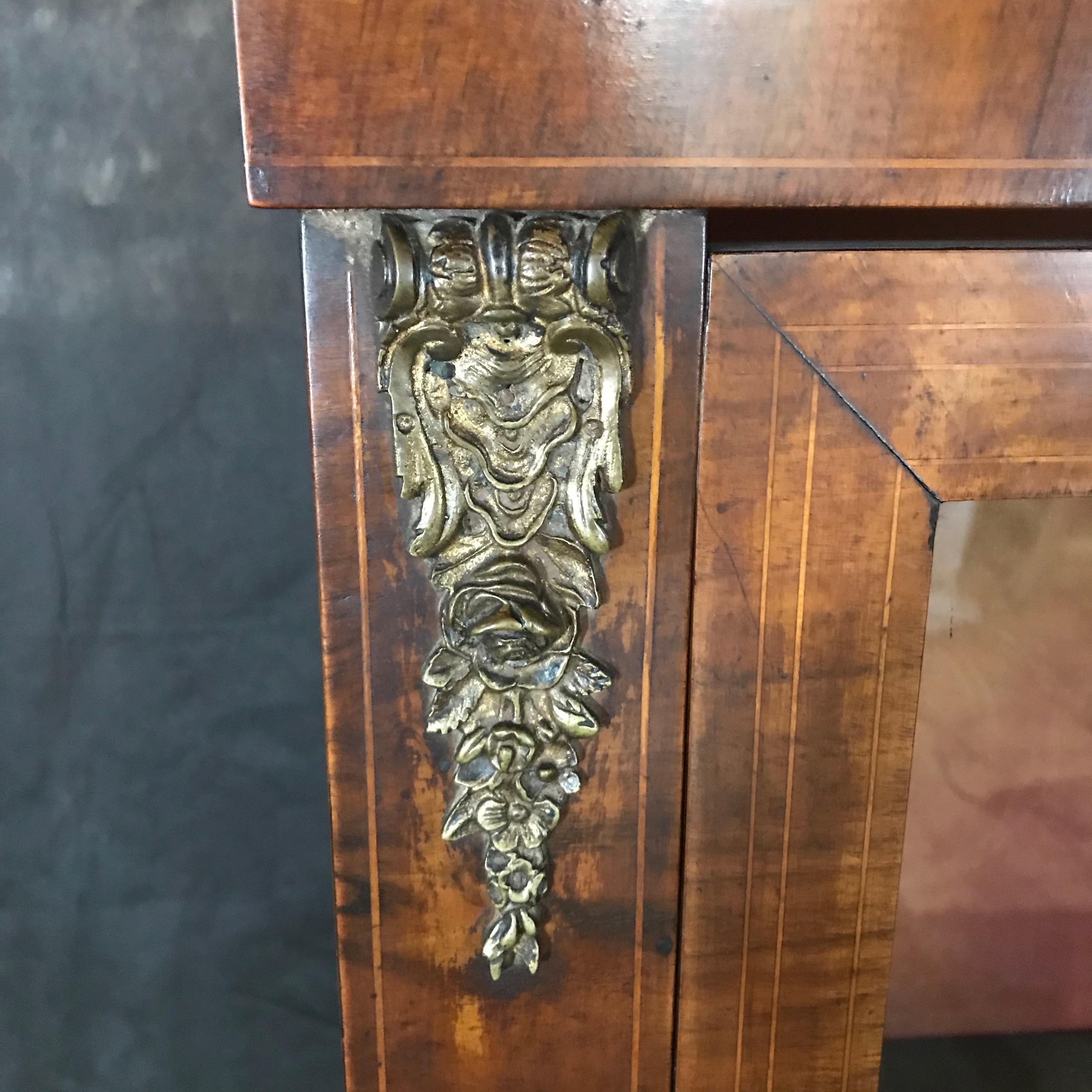 Period French Marquetry Bookcase or Display Cabinet with Gold Detail In Good Condition In Hopewell, NJ