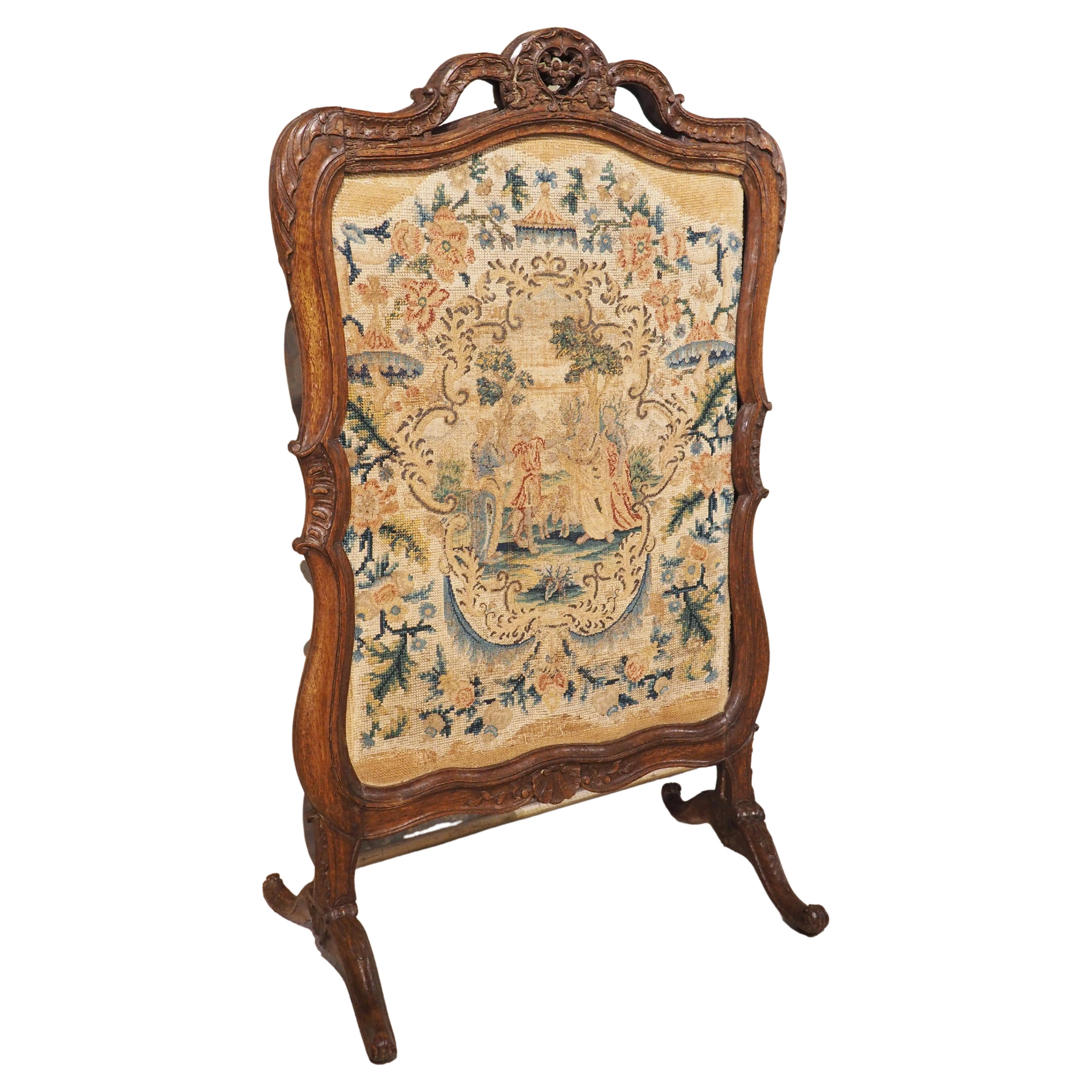 Period French Régence Firescreen with Needlepoint Inset, circa 1720 For Sale