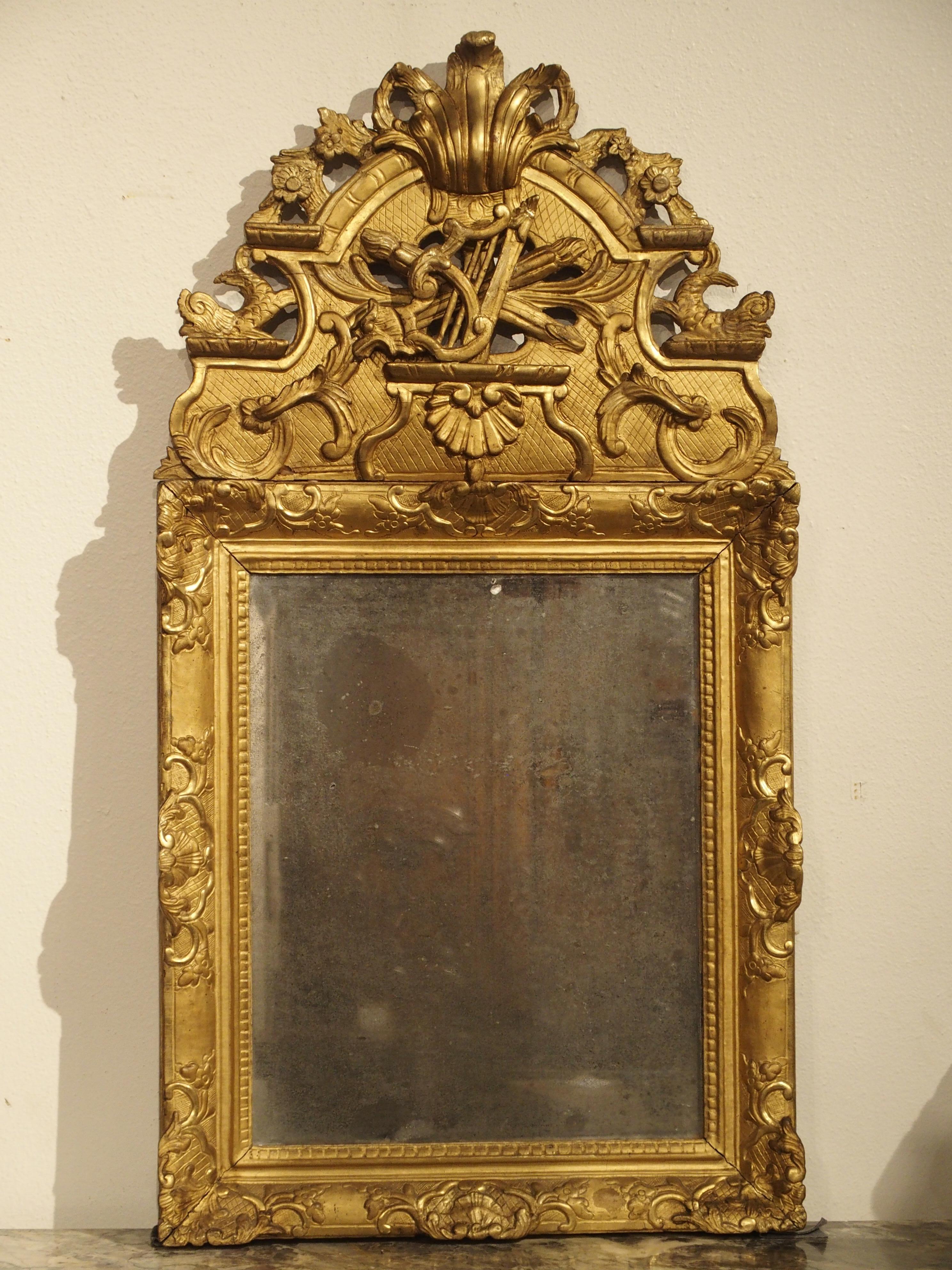 Period French Regence Giltwood Mirror, circa 1720 For Sale 2