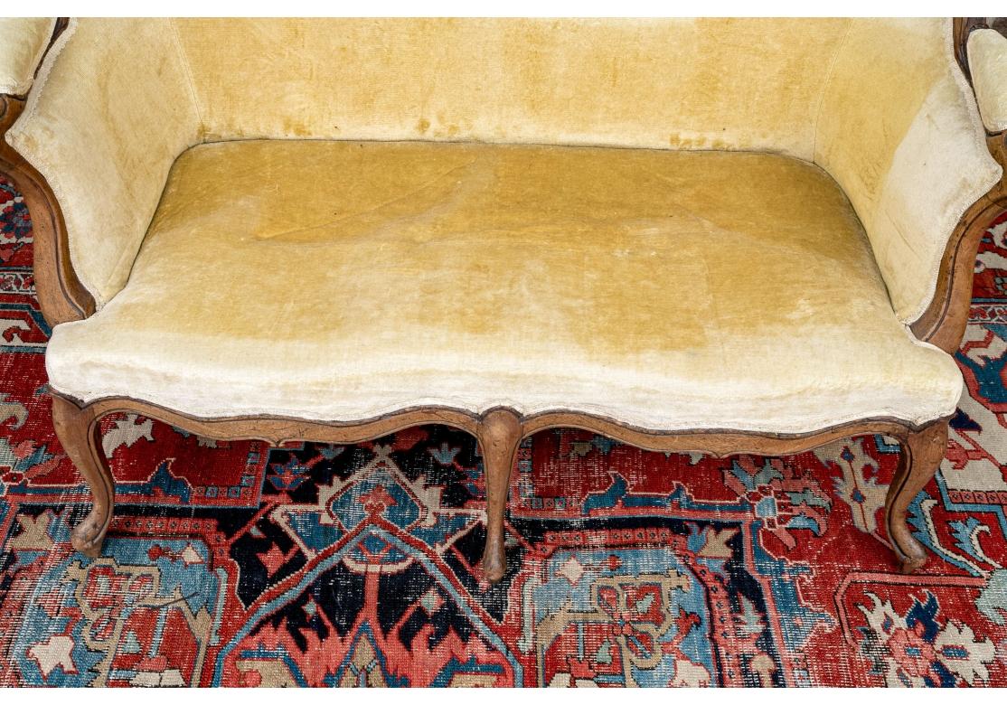 Period George II /  III Walnut Upholstered Settee For Sale 5