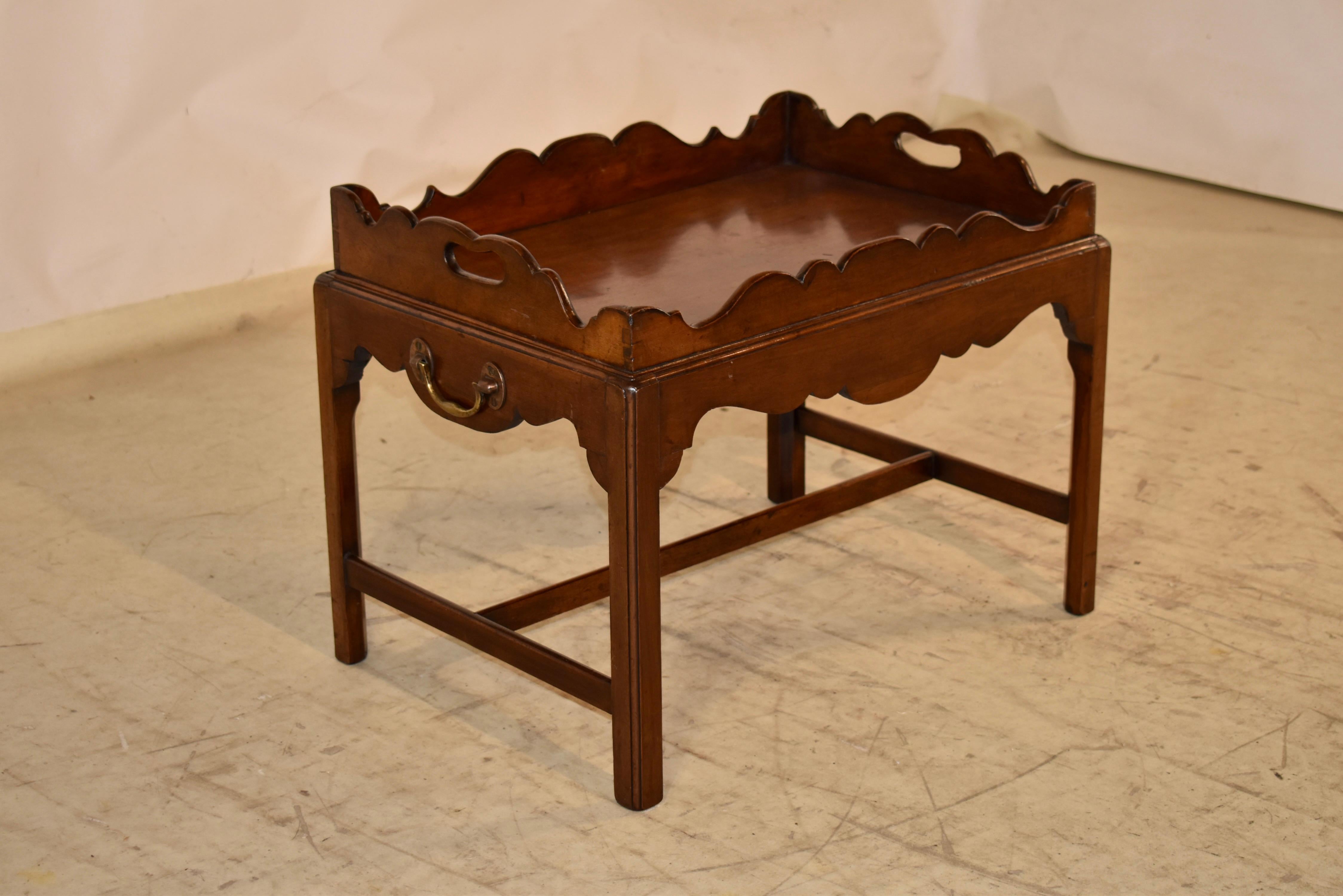 Inglese Vassoio in mogano d'epoca Giorgio III su supporto, 1760-1780 ca. in vendita