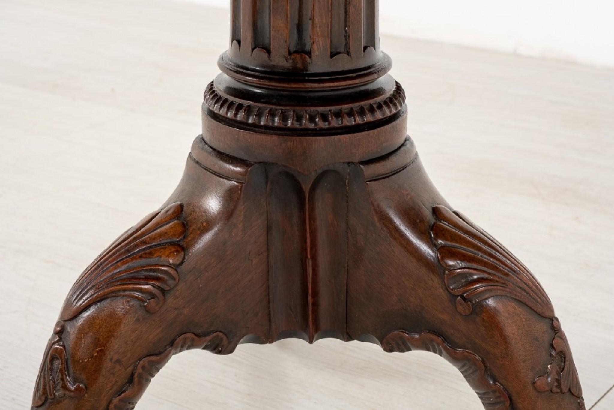 Table basse géorgienne d'époque en acajou Bon état - En vente à Potters Bar, GB