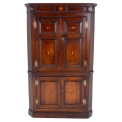 Mobile d'angolo georgiano d'epoca con pannelli in Oak