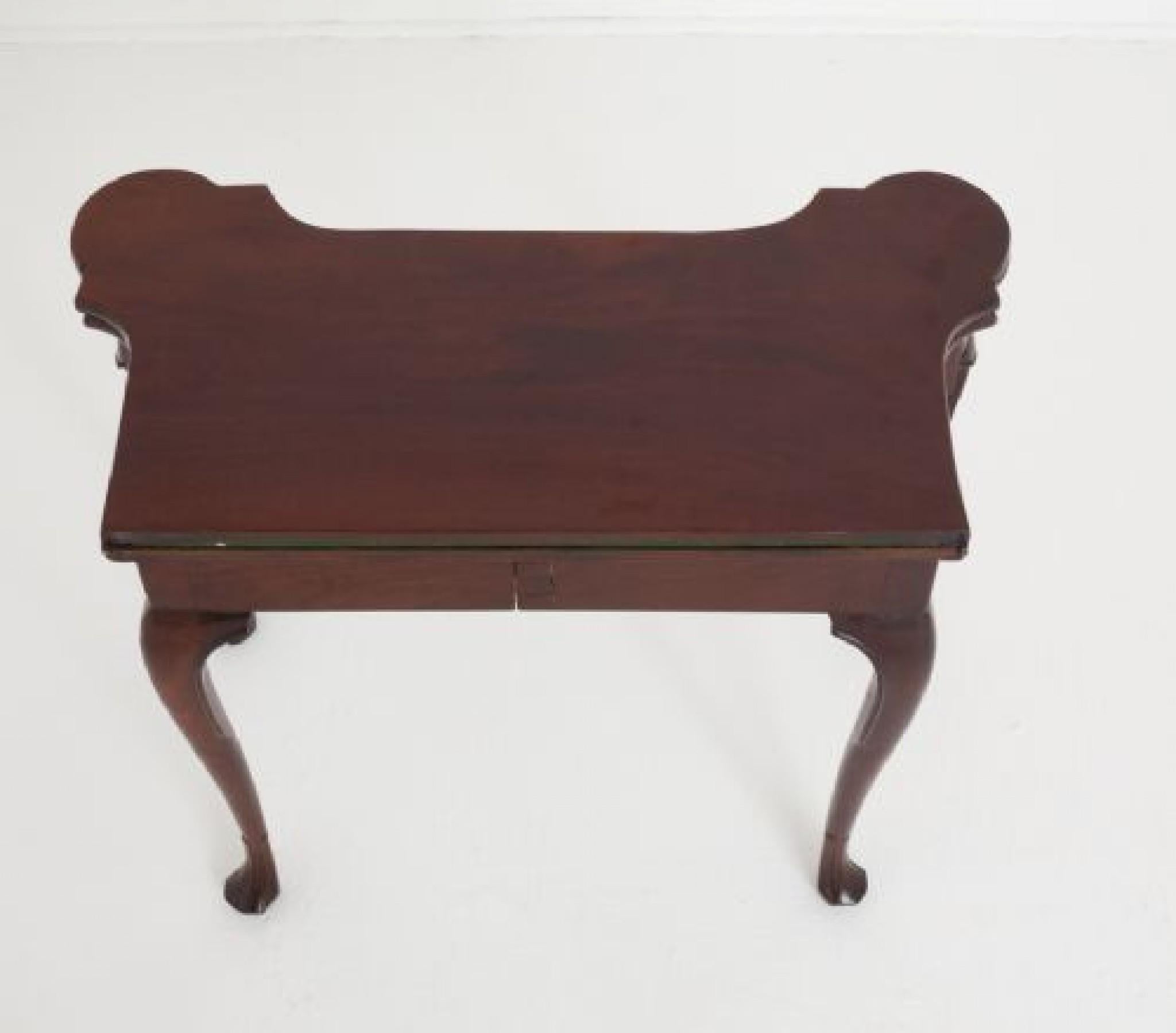 Mesa de Juegos Georgiana de Época Juegos de Caoba Antigua en venta 5