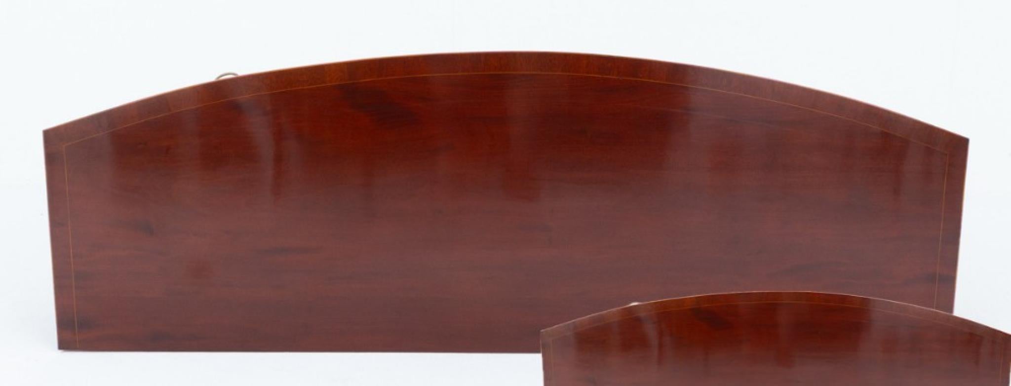 Zeitgenössisches georgianisches Sideboard Bow Server Mahagoni im Angebot 1