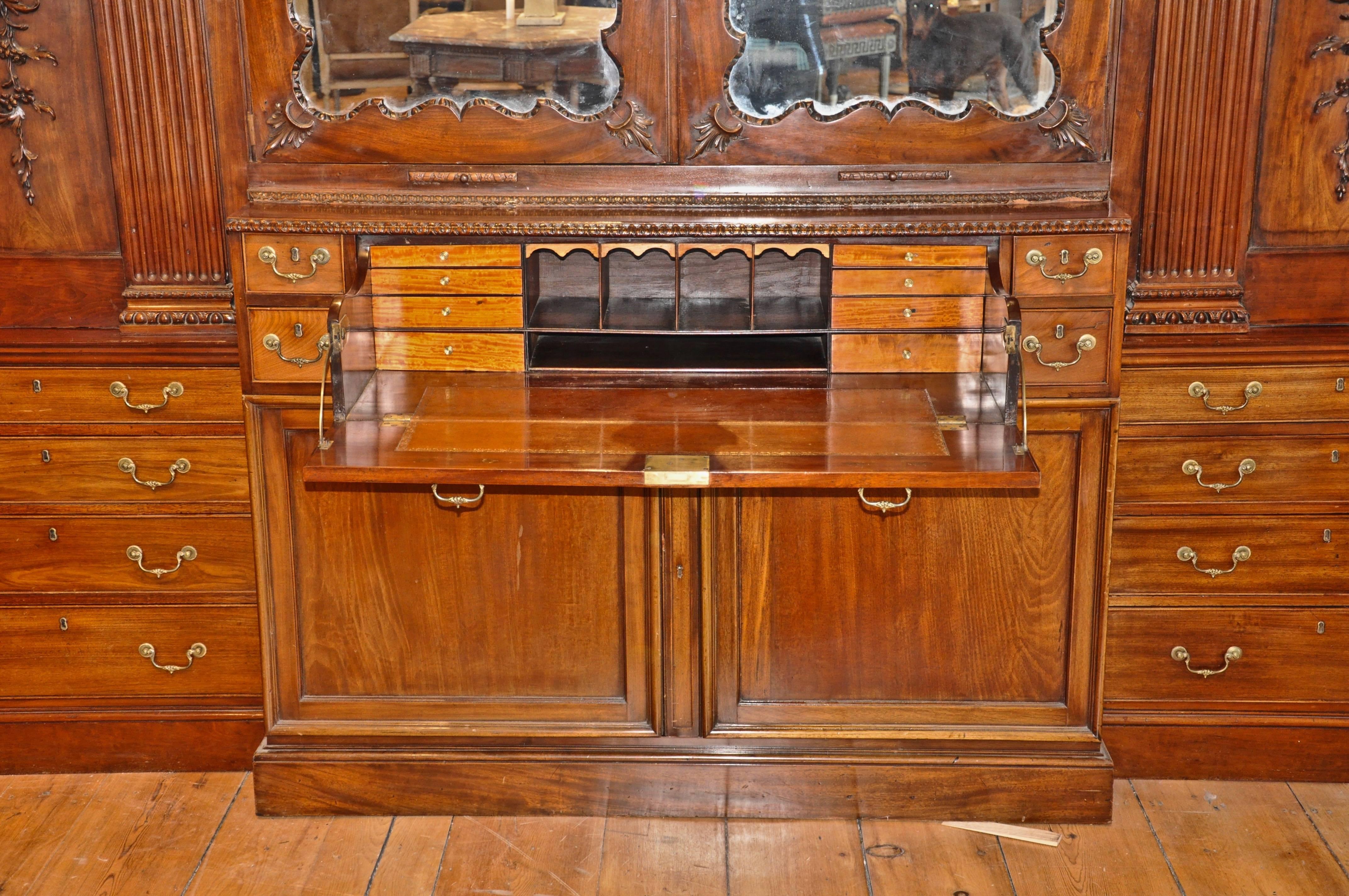 Mahogany 18th Century Irish Georgian Palladian Breakfront Bookcase  For Sale