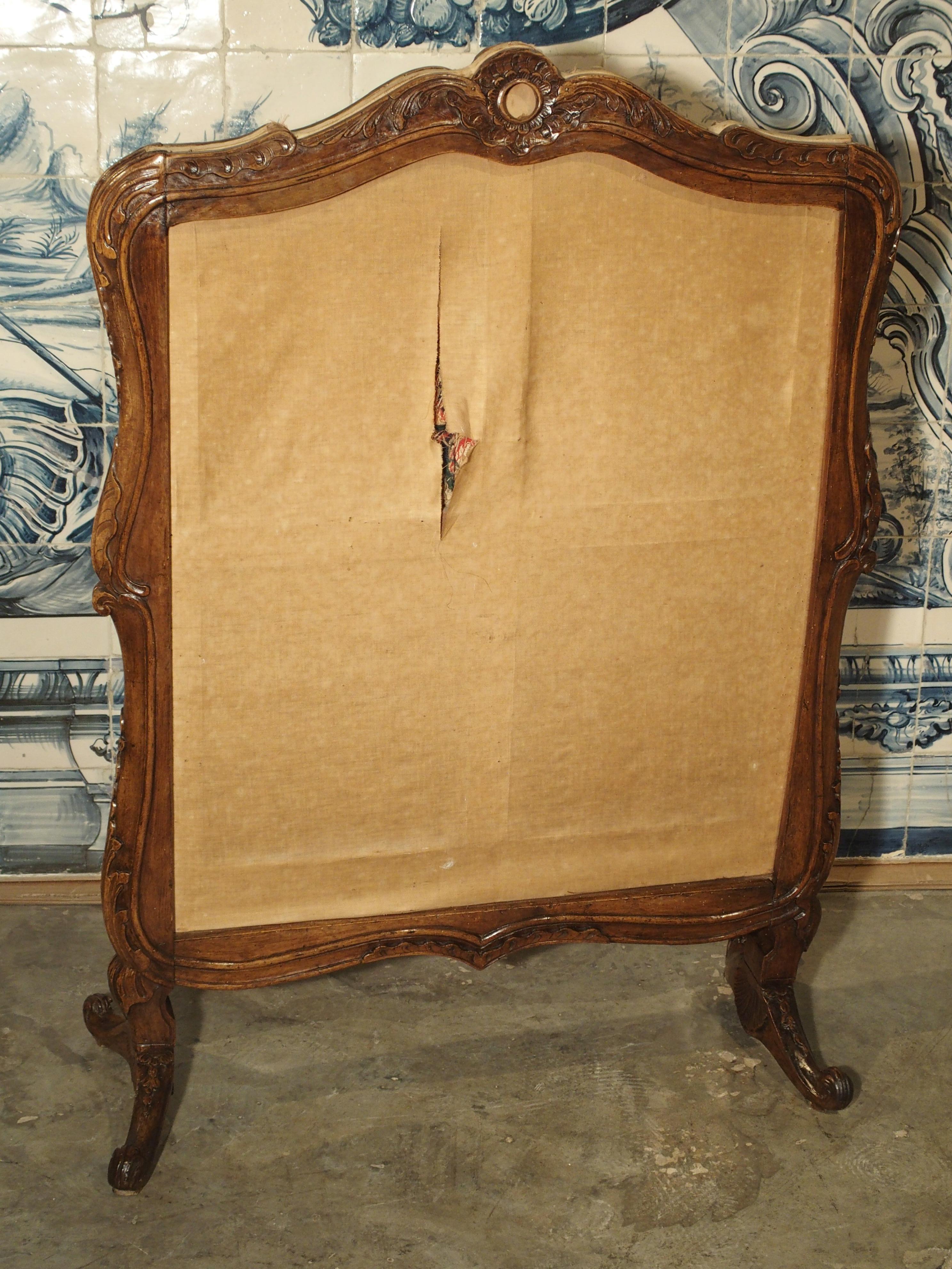 Period Louis XV Walnut Wood and Tapestry Firescreen from France In Good Condition In Dallas, TX