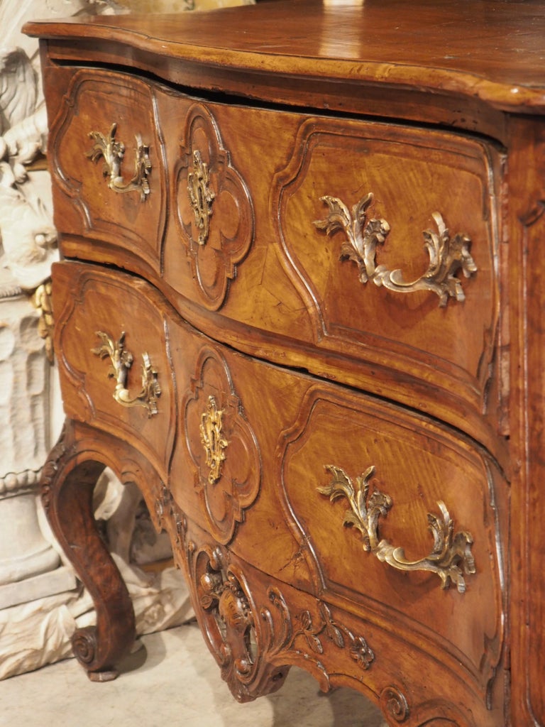 Period Louis XV Walnut Wood Commode Sauteuse from Provence, France, C ...