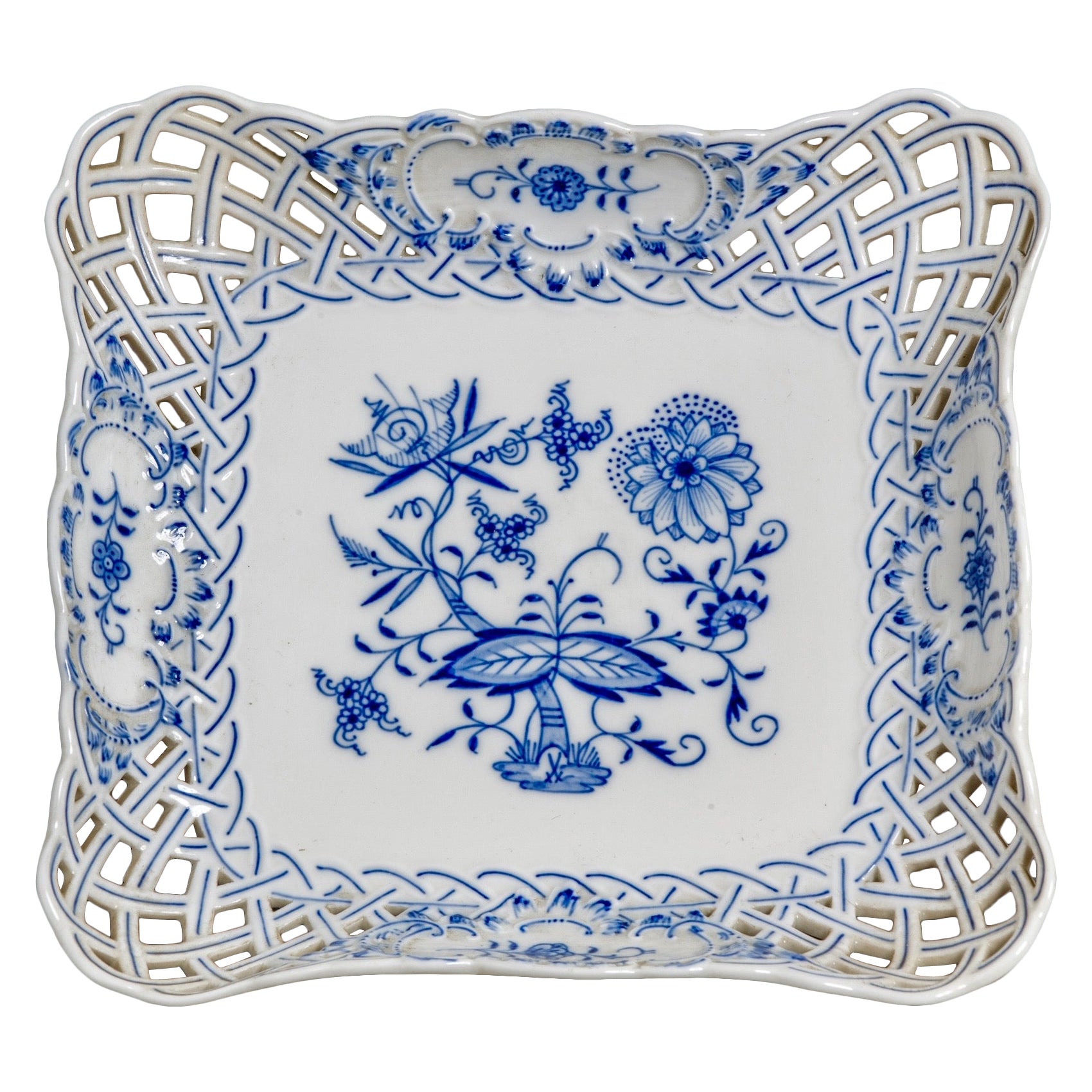Periode Meissen signiert Blaue Zwiebel Teller
