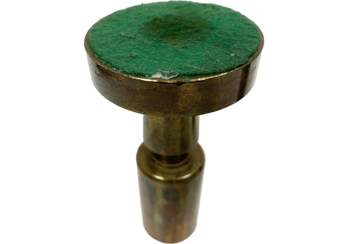 Zeitraum Mid Century Bronze Cylinder Candle Sticks im Angebot 2