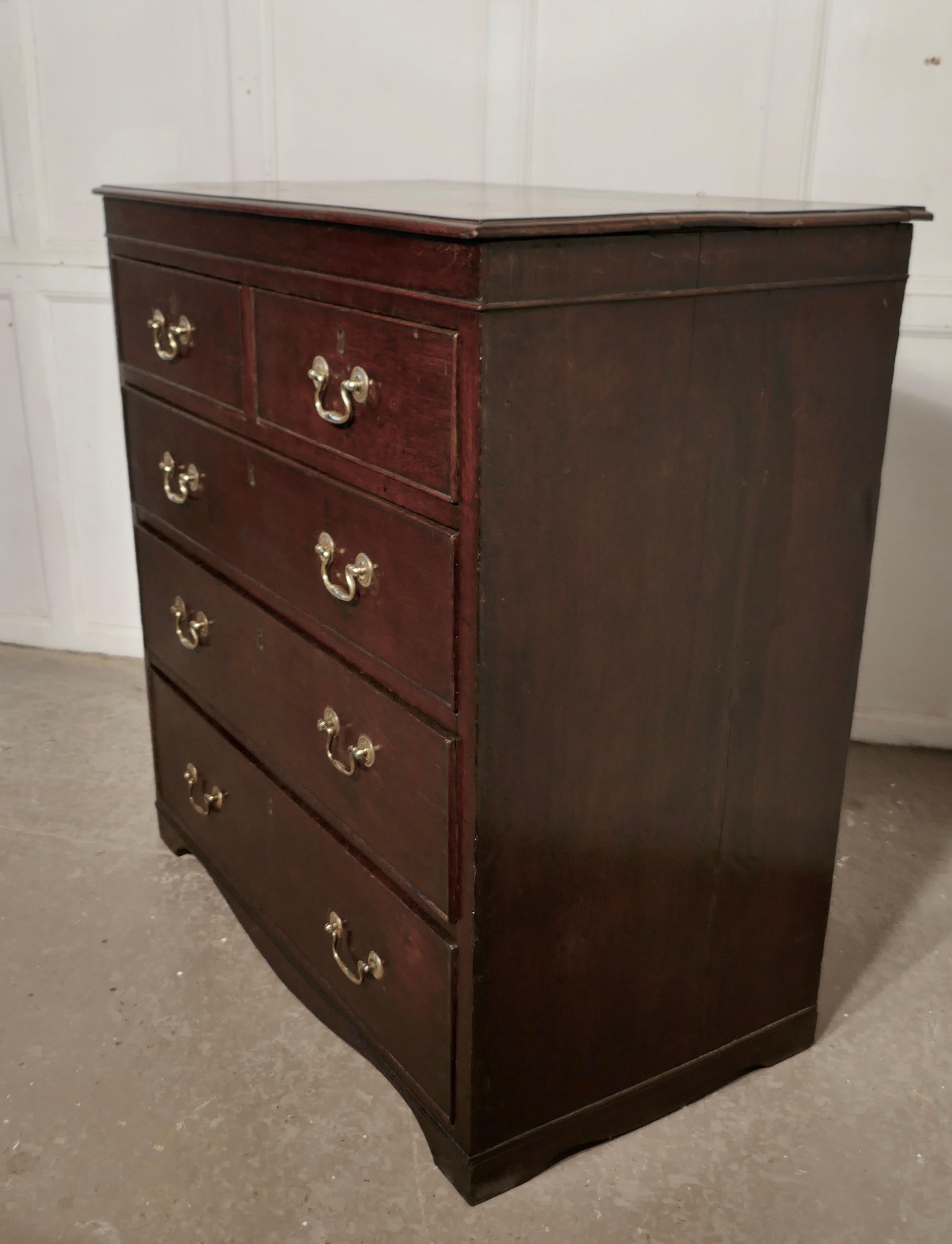 Period Oak Chest of Drawers This Charming Old Oak Georgian Chest of Drawers For Sale 1