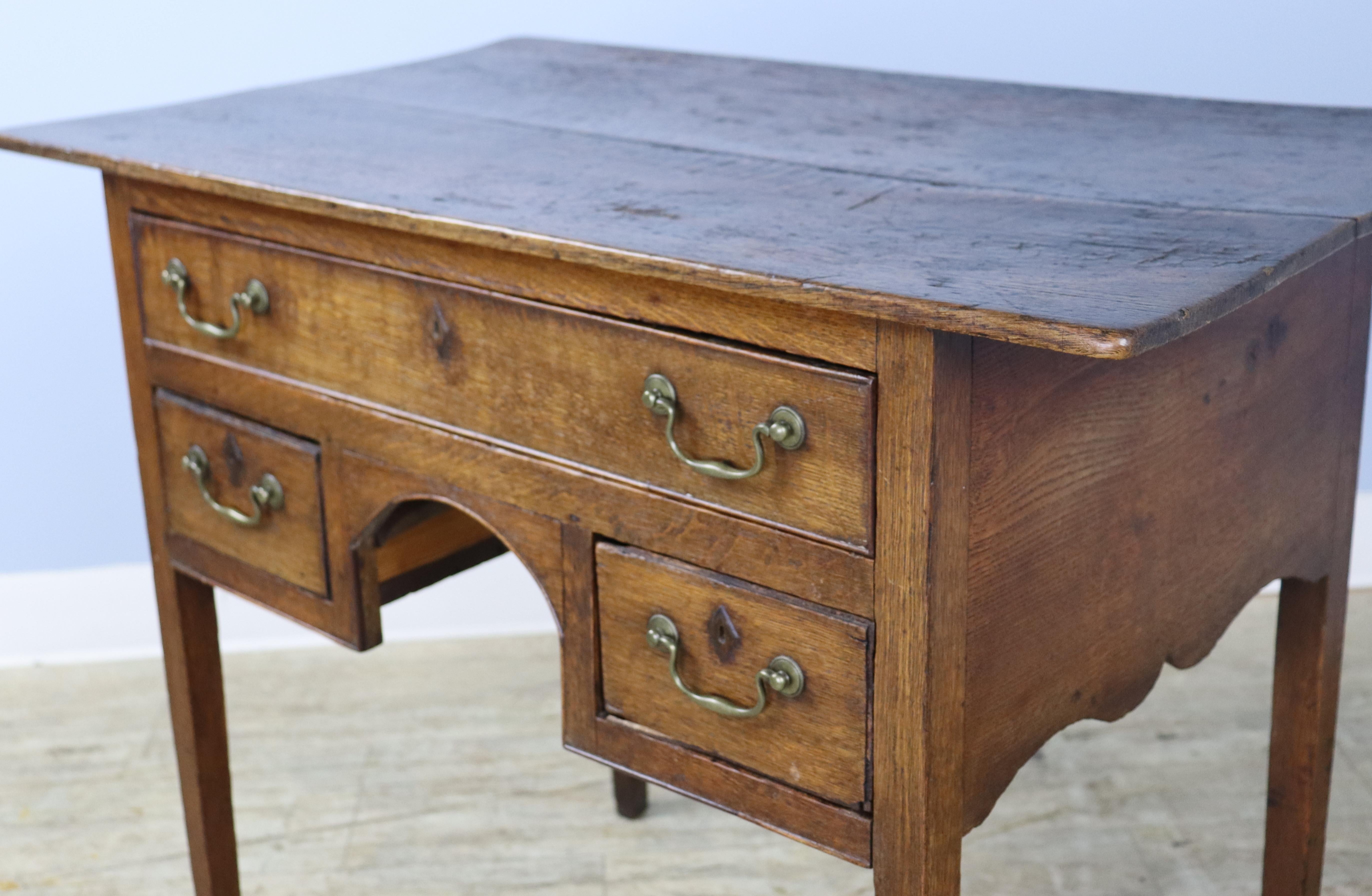 Period Oak Lowboy with Stunning Natural Top For Sale 1
