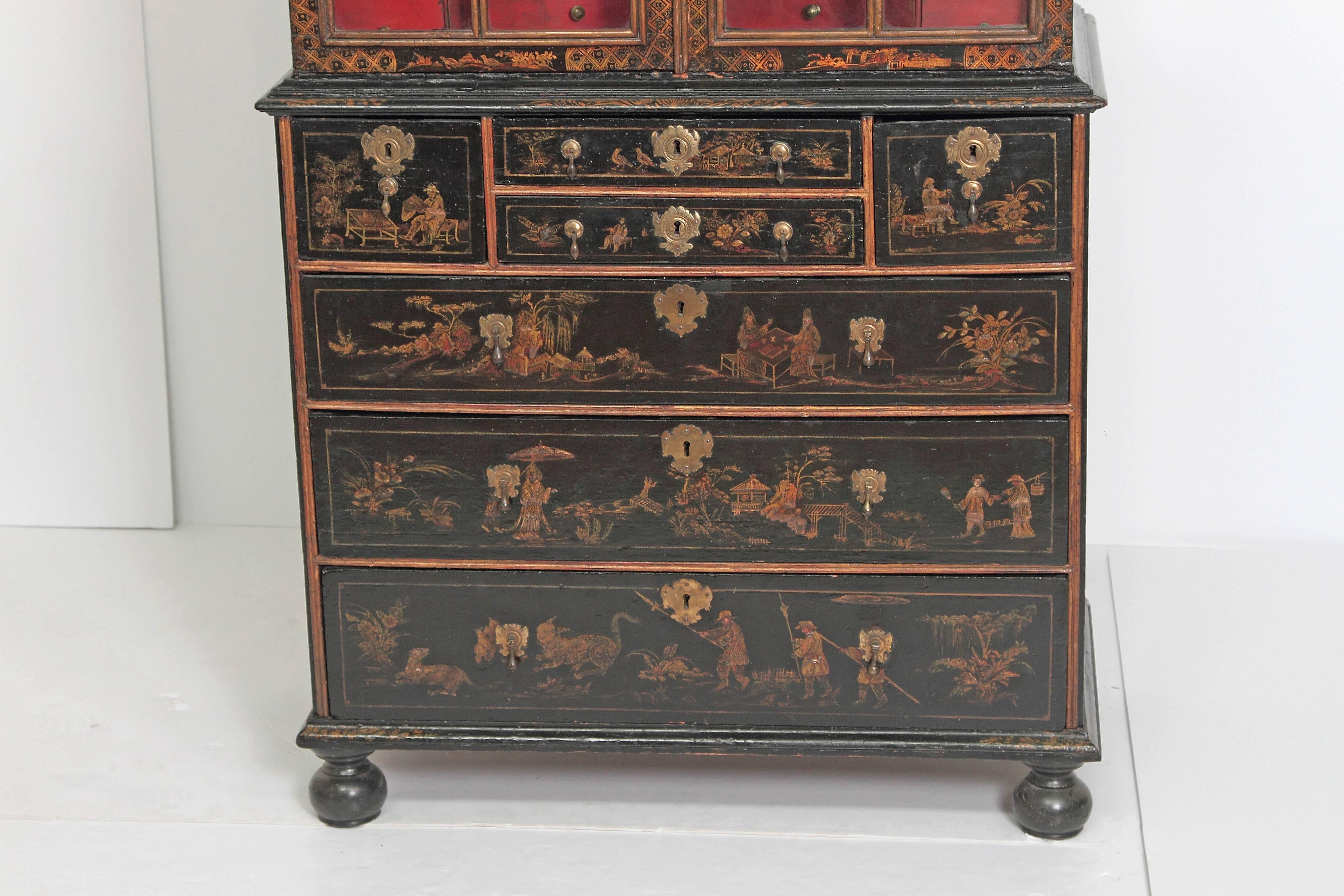 Period Queen Anne Japanned / Chinoiserie Cabinet on Chest 10