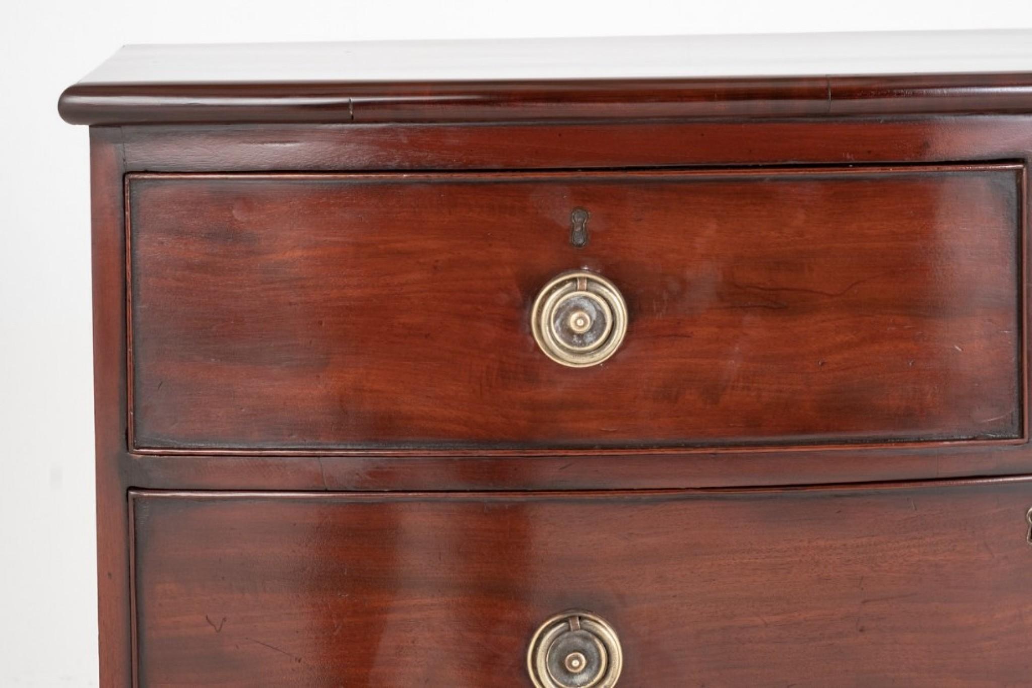 Late 20th Century Period Regency Chest Drawers Bow Front Mahogany