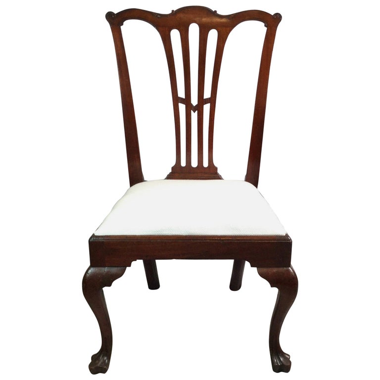 Period Tri Foot Mahogany Philadelphia Side Chair For Sale at 1stDibs