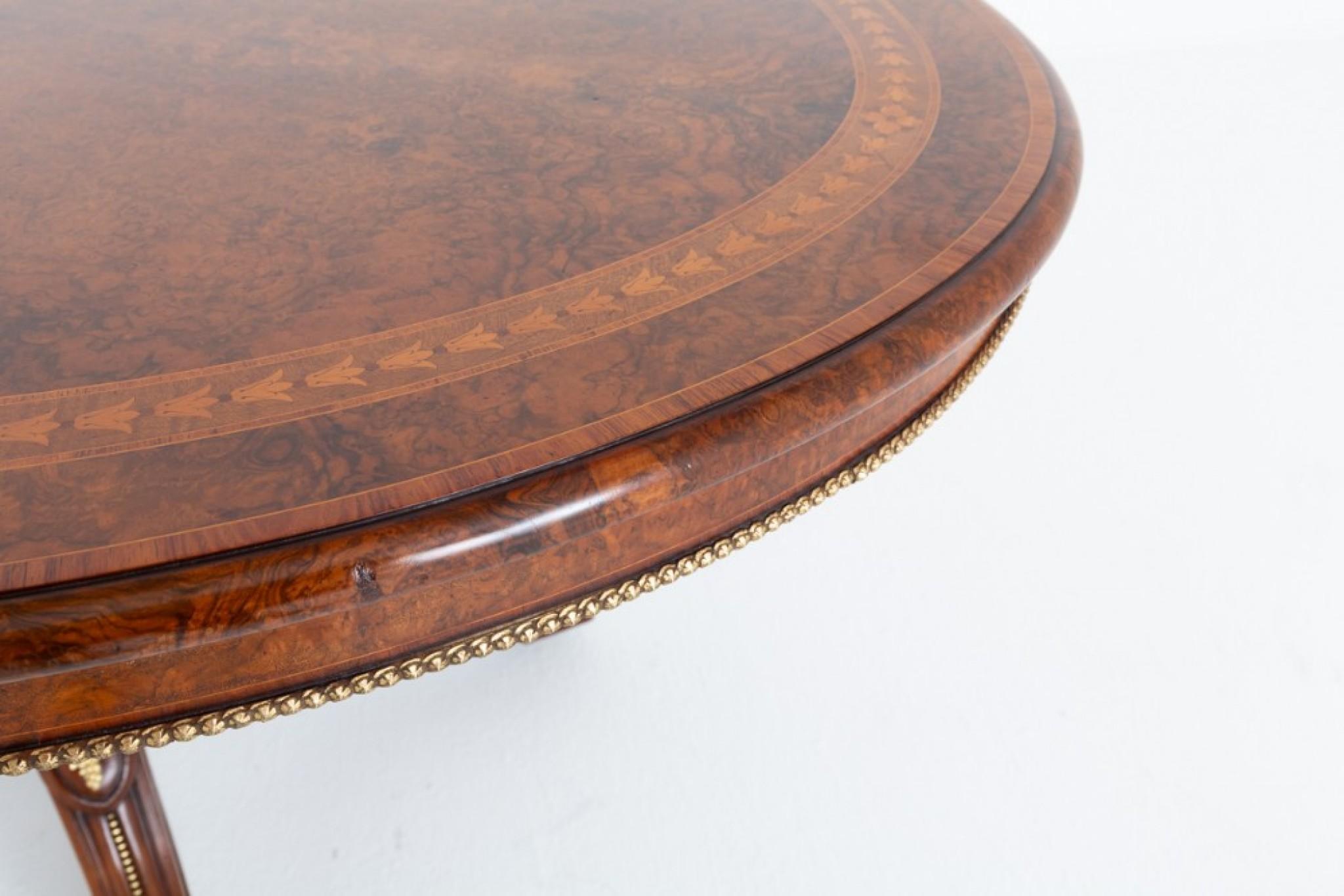 Period Victorian Centre Table Walnut 1860 For Sale 8