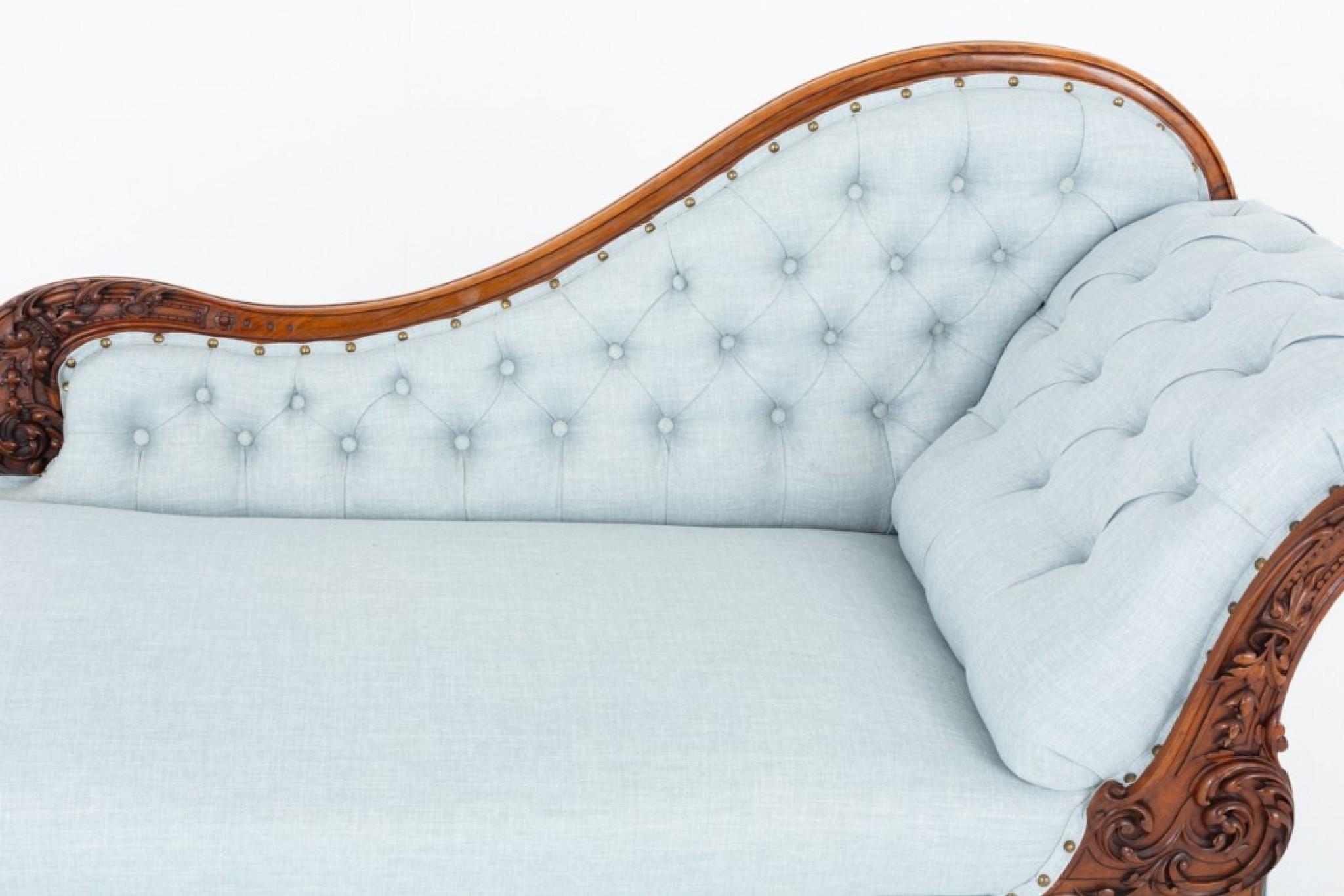 Mid-19th Century Period Victorian Chaise Longue Antique Day Bed 1860