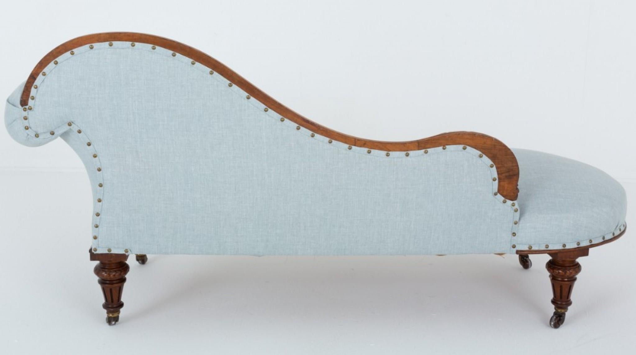 Walnut Period Victorian Chaise Longue Antique Day Bed 1860