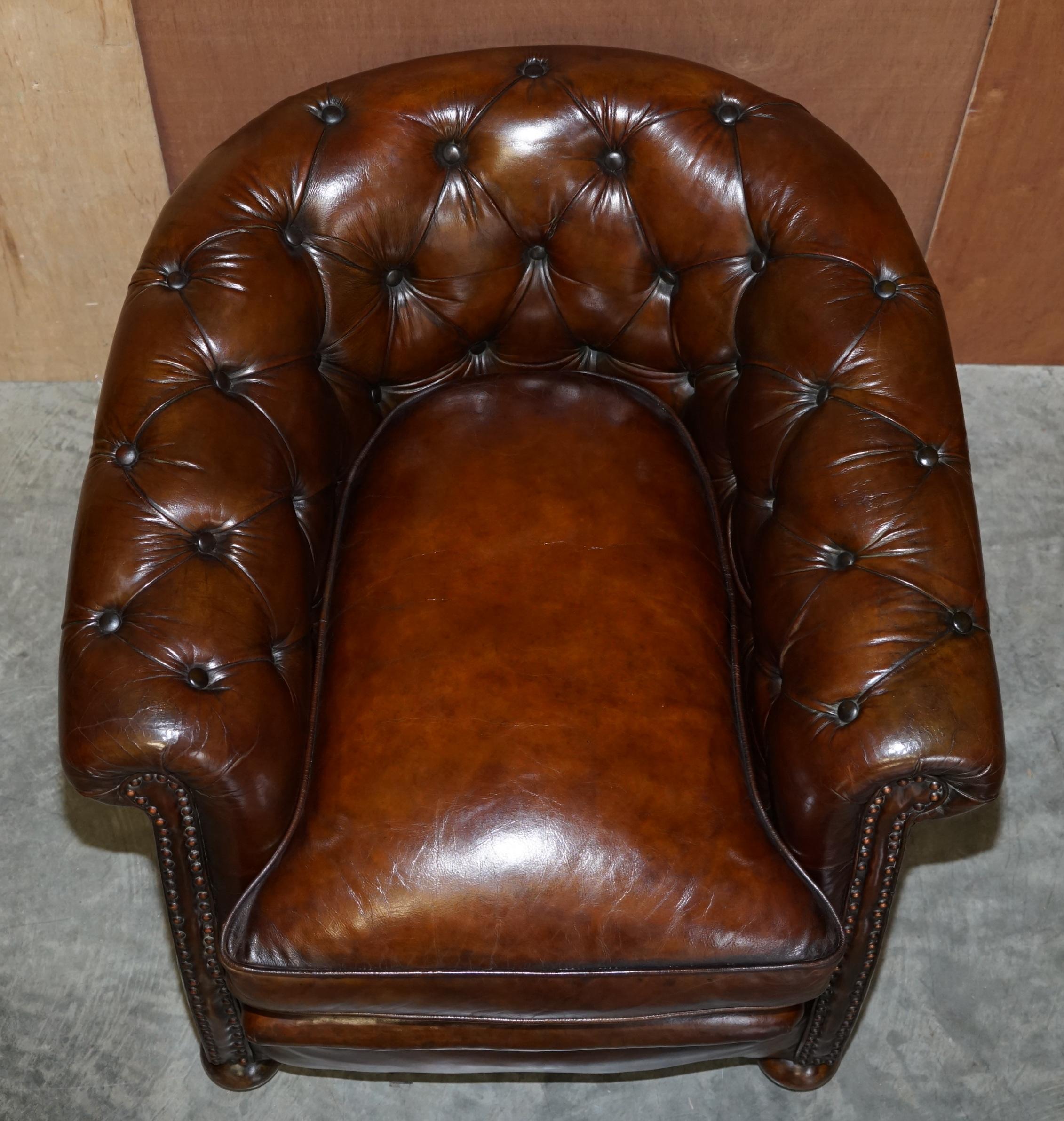 chesterfield club chair