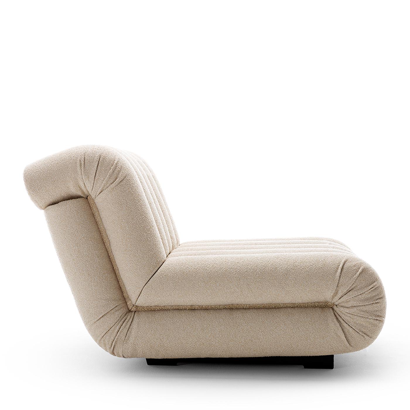 XXI secolo e contemporaneo Divano in tessuto beige scanalato Periscopio di Studiopepe in vendita