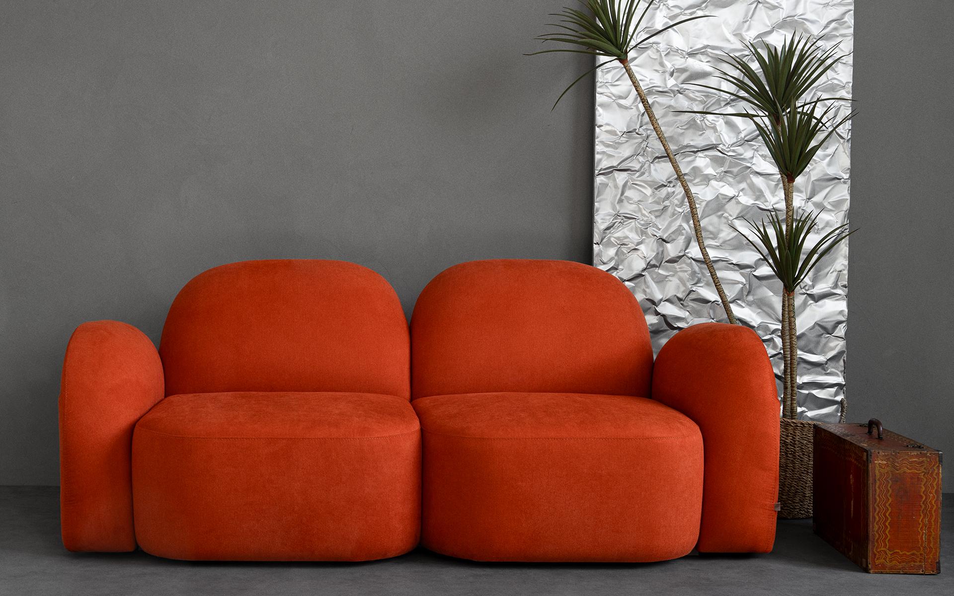 Informations sur les matériaux :
1st Class Upholstery Fabric
32 DNS HR Éponge
Squelette de contra et de beeche
Pieds en bois