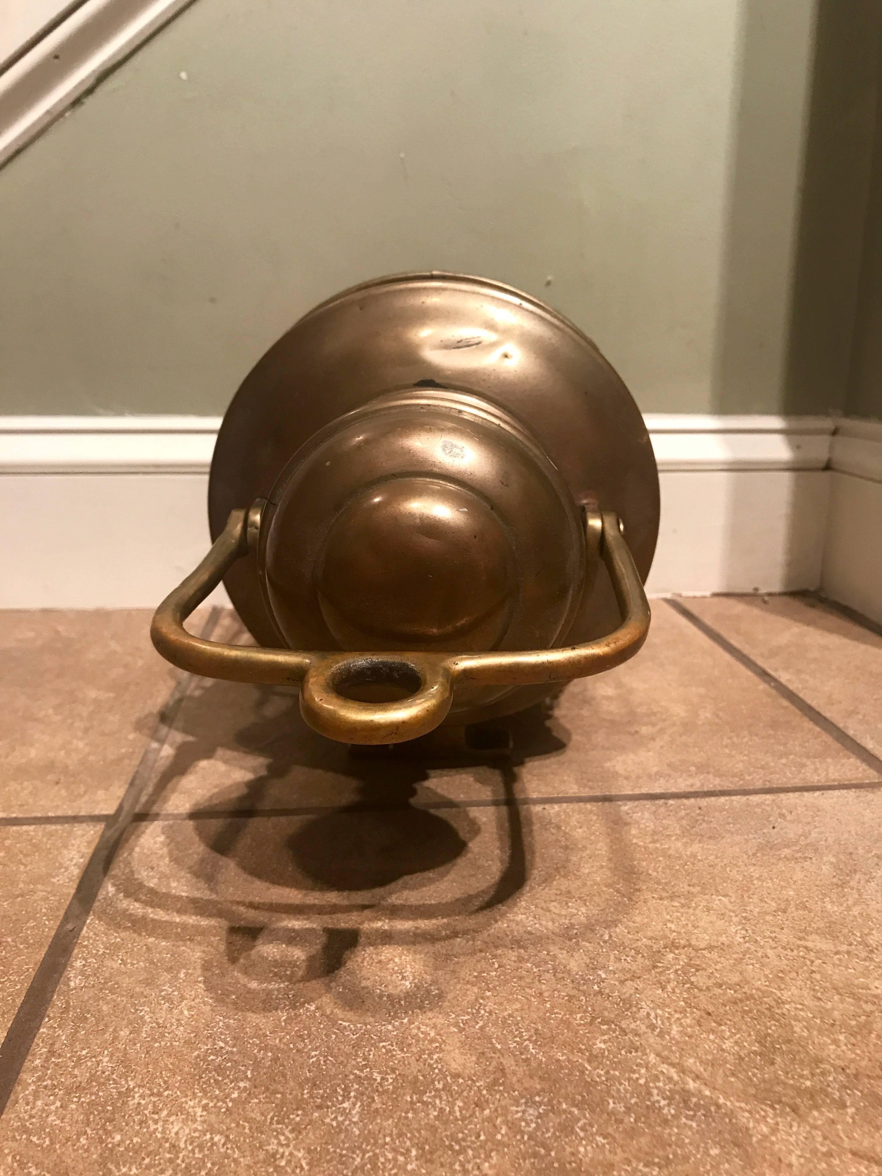 Perkins Marine Brass Ship Standing Light, circa 1916 In Good Condition For Sale In Billerica, MA