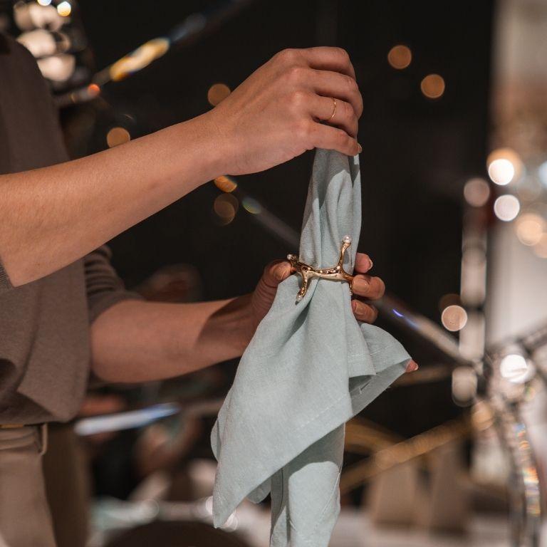 Perla - Rond de serviette en laiton avec perles raffinées Neuf - En vente à Porto, PT