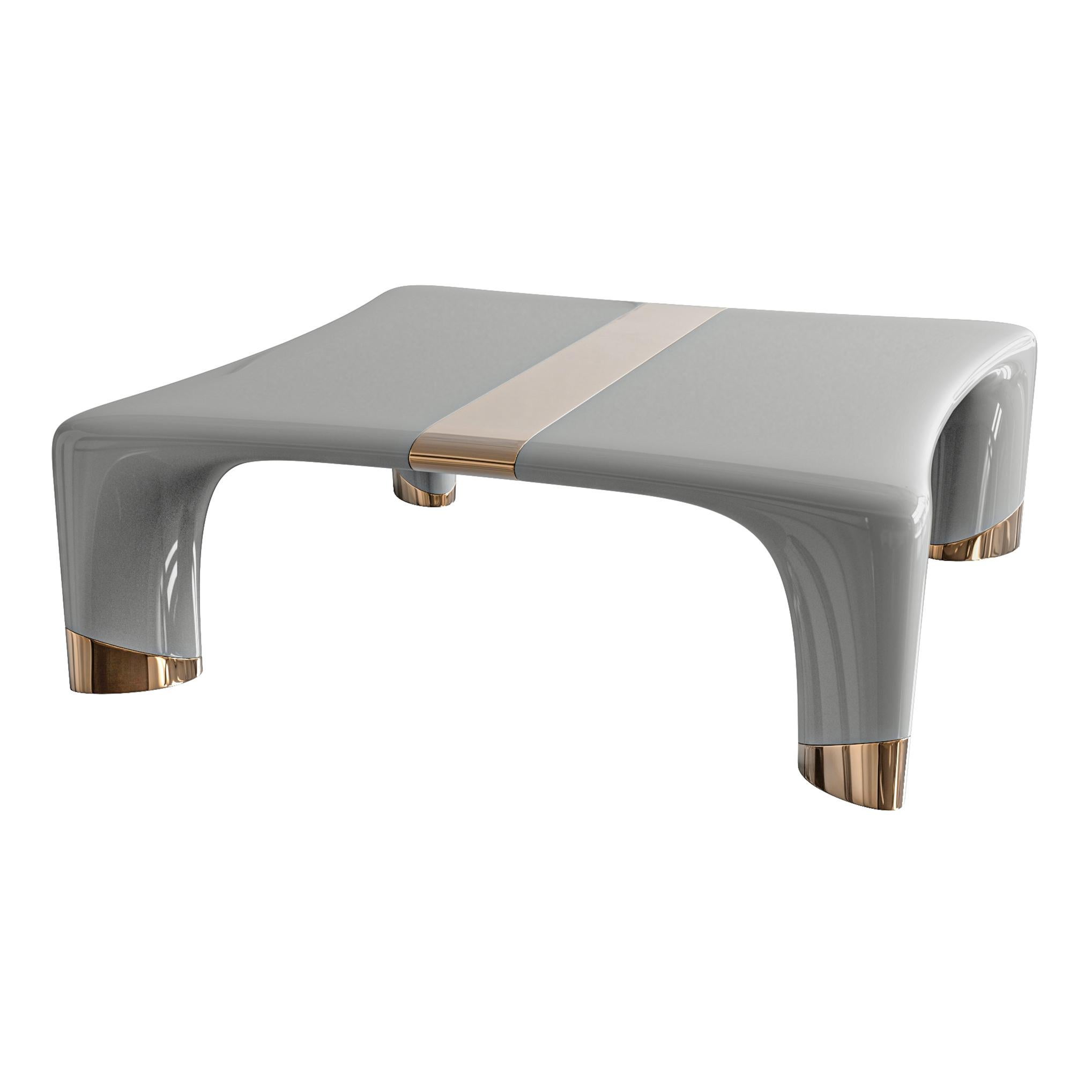 Turc Table basse Perla avec détails en acier inoxydable et bronze, Istanbul en vente